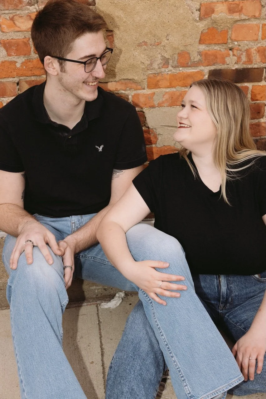 illinois-couples-session-city.jpg