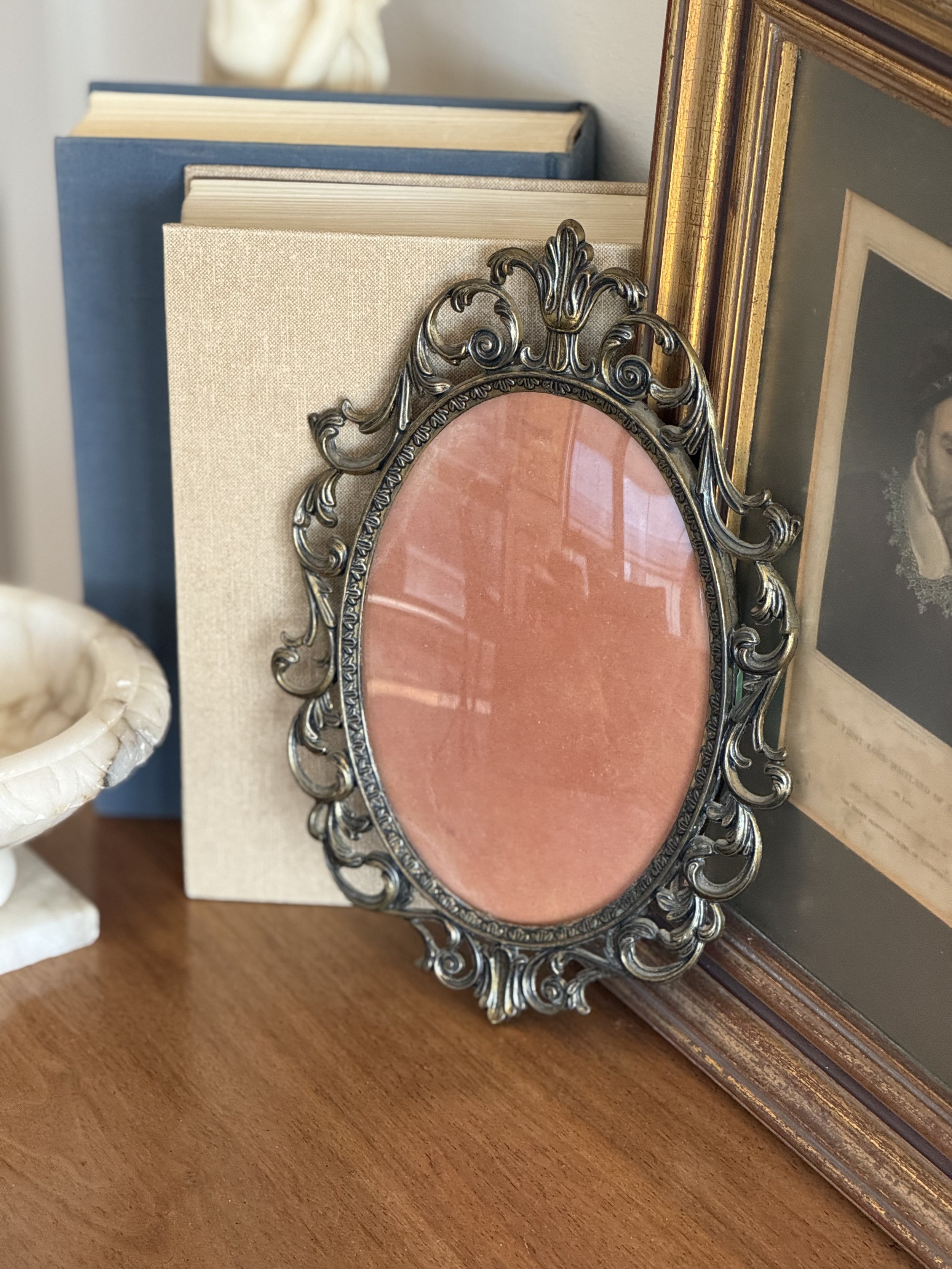 Vintage Italian Baroque Style Ornate Oval Picture Frame