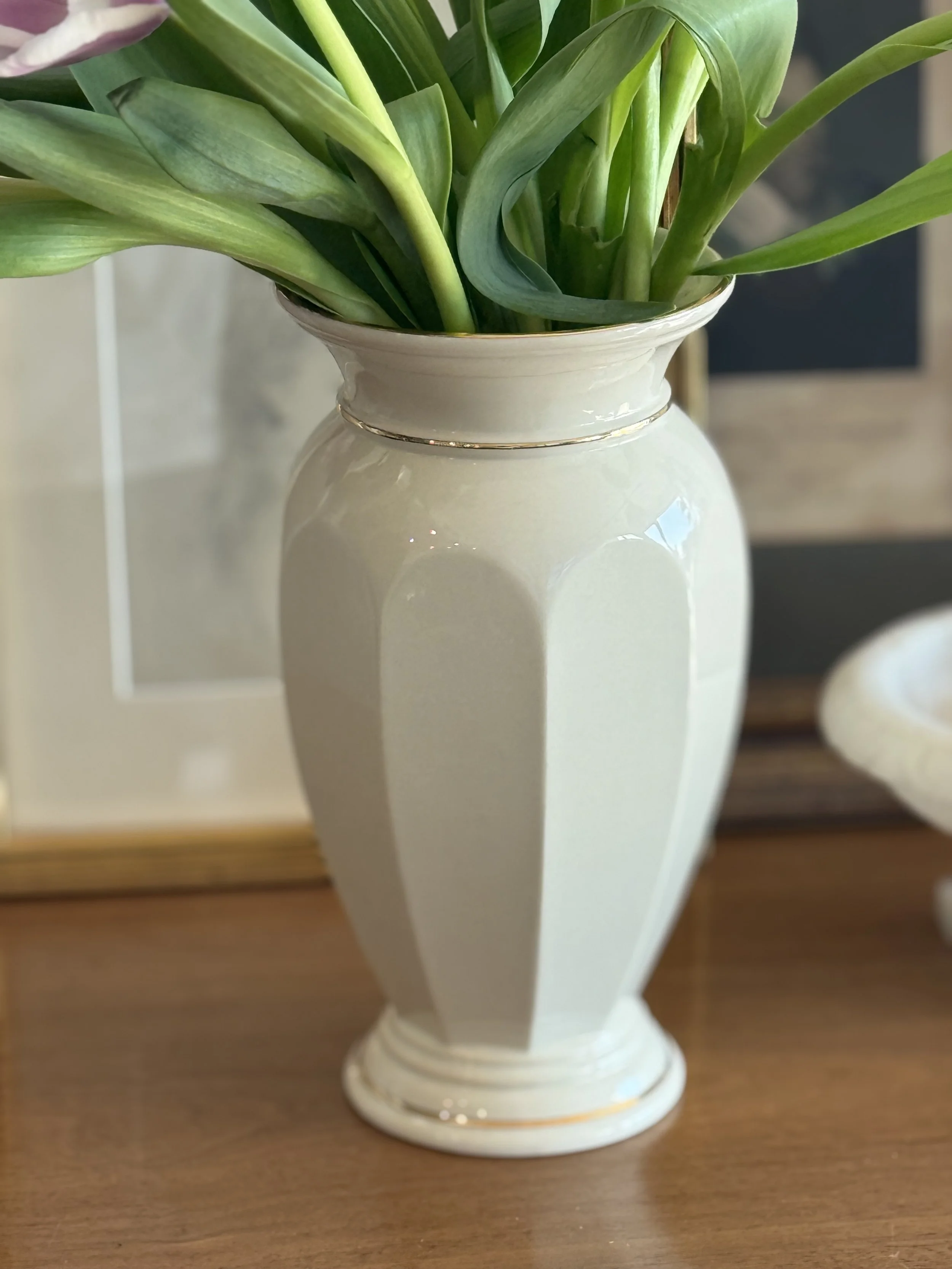 Vintage cream color Lenox porcelain vase, customer review