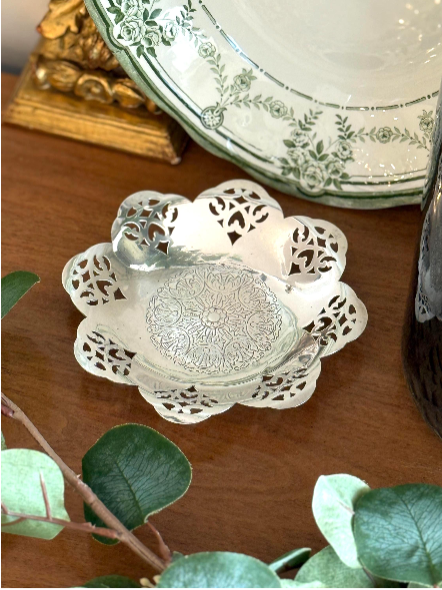 Vintage Silverplate catchall dish, customer review