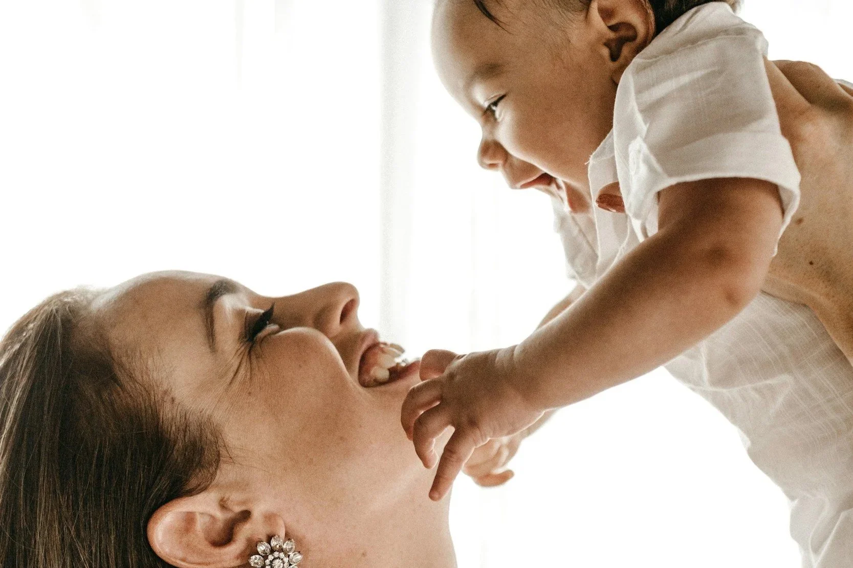 October 4-Week Mother & Baby Wellness & Sensory Class