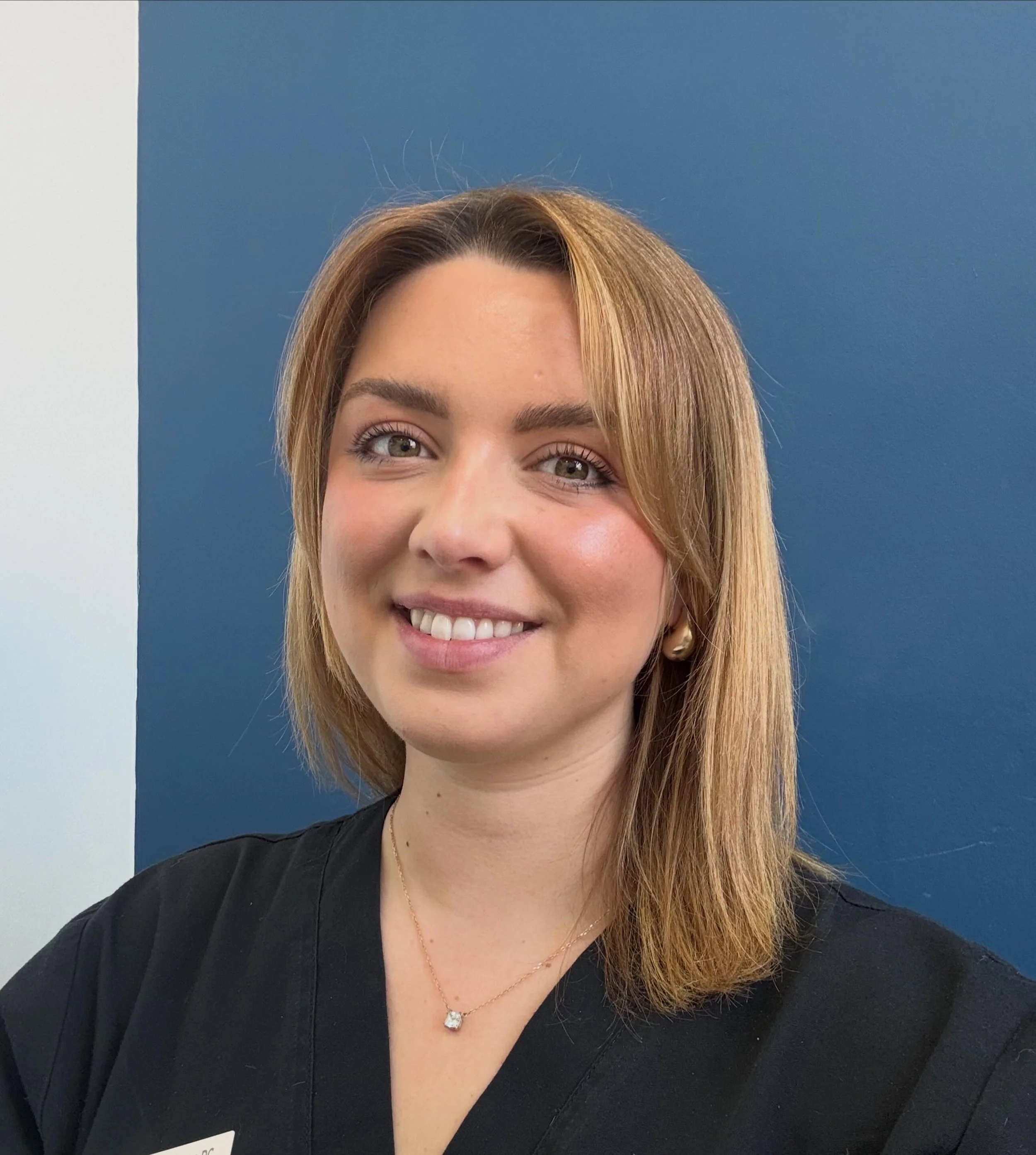 Upcoming holiday notice! ☀️ 

Our chiropractor Stephanie will be away from 14th June-1st July. If you require an appointment the week before this, please book asap as the diary will get busy quickly! 

Sheena, our other chiropractor, will be here to 