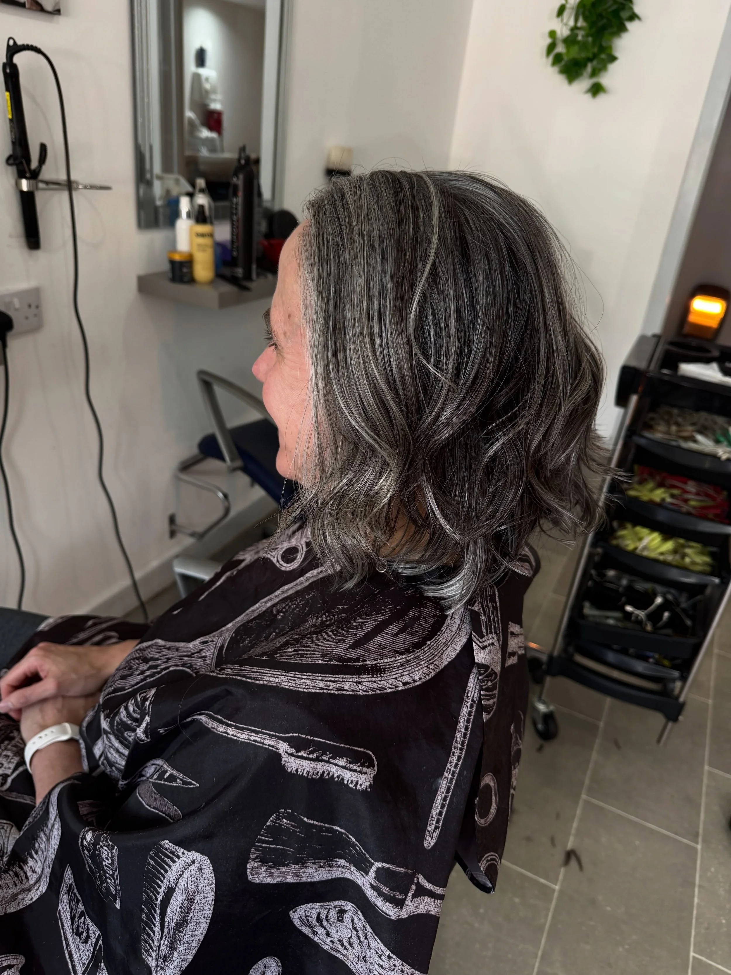 6+ years in the making ✂️

Our chiropractor Sheena has been growing her hair for over 6 years and is now donating an amazing 15 inches to help others benefit from natural wigs! 

A fantastic act of kindness and generosity ❤️