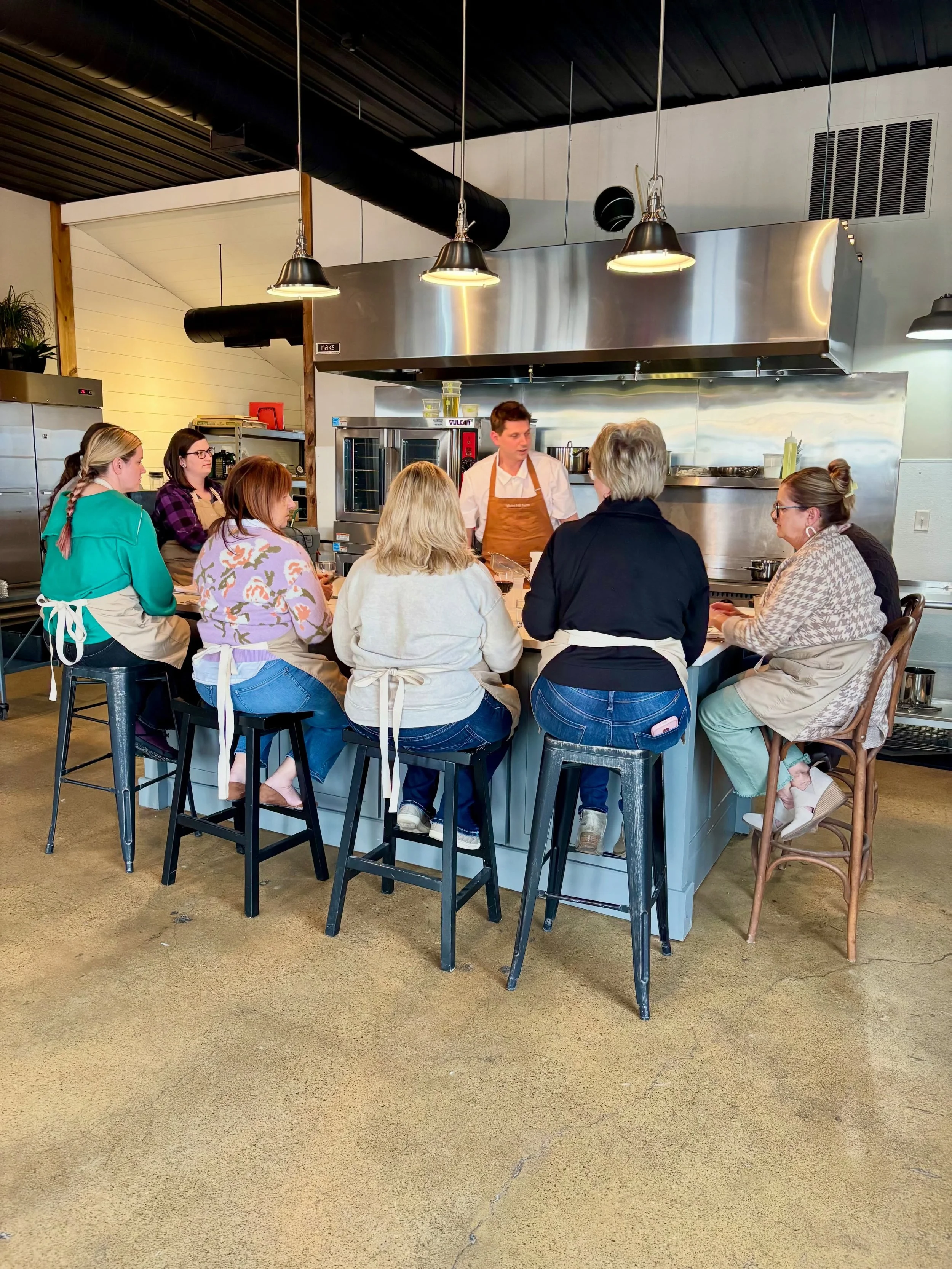 June classes are here!
Join us in the kitchen for a Mexican-inspired evening of hands-on cooking, plated tastings, and simple techniques to level up your cooking. 🌶️💃

Class Dates: Friday, June 5 Saturday, June 6 Saturday, June 13

Menu details are
