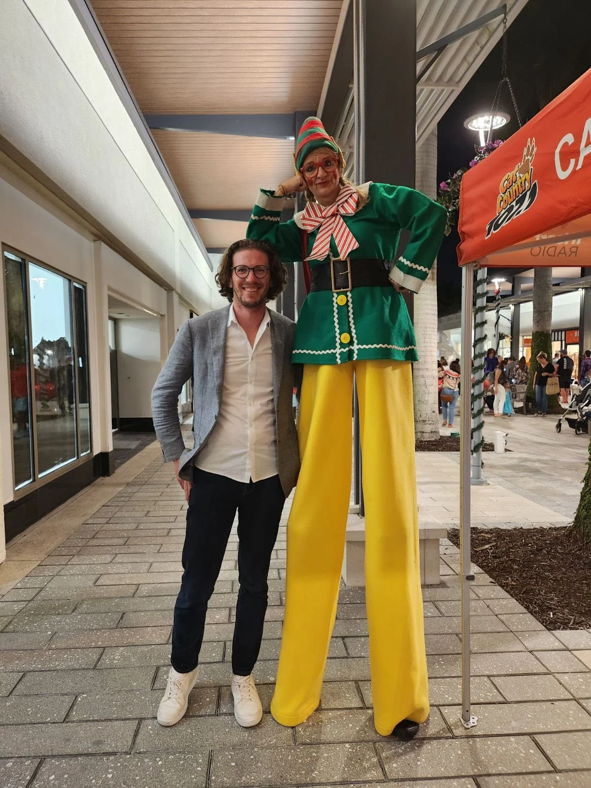 Finally someone taller than me