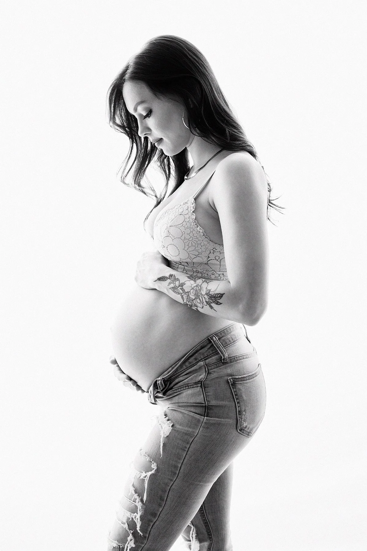 Alicia Maternity Session FEB 202316254.jpg