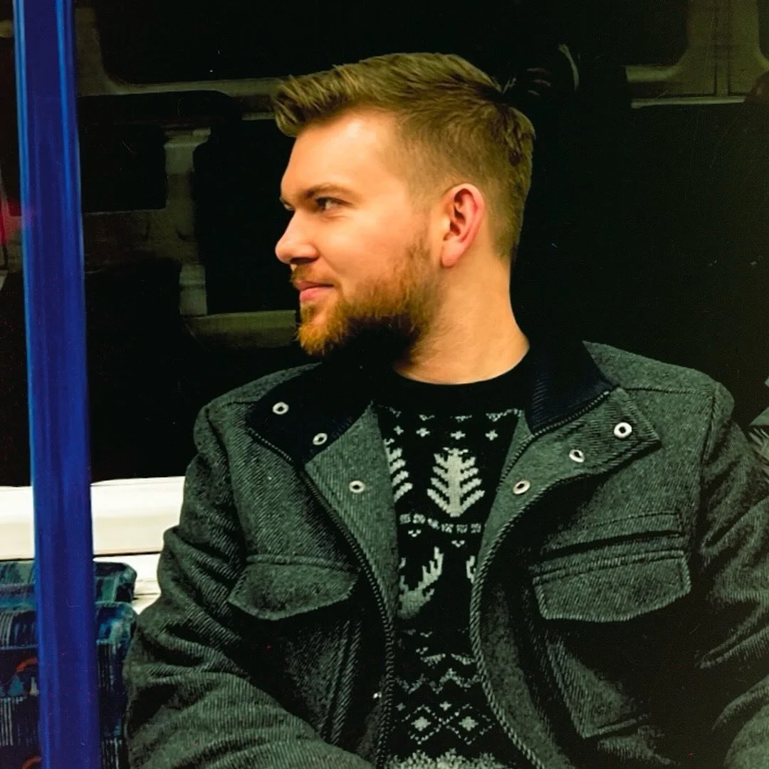 Flying back to California tomorrow for the holidays. Looking forward to having some time with fam and to finally finish a bunch of new tunes I&rsquo;ve been working on. Swipe for the track listing for my @subtleradio show last Friday, a lil snippet o