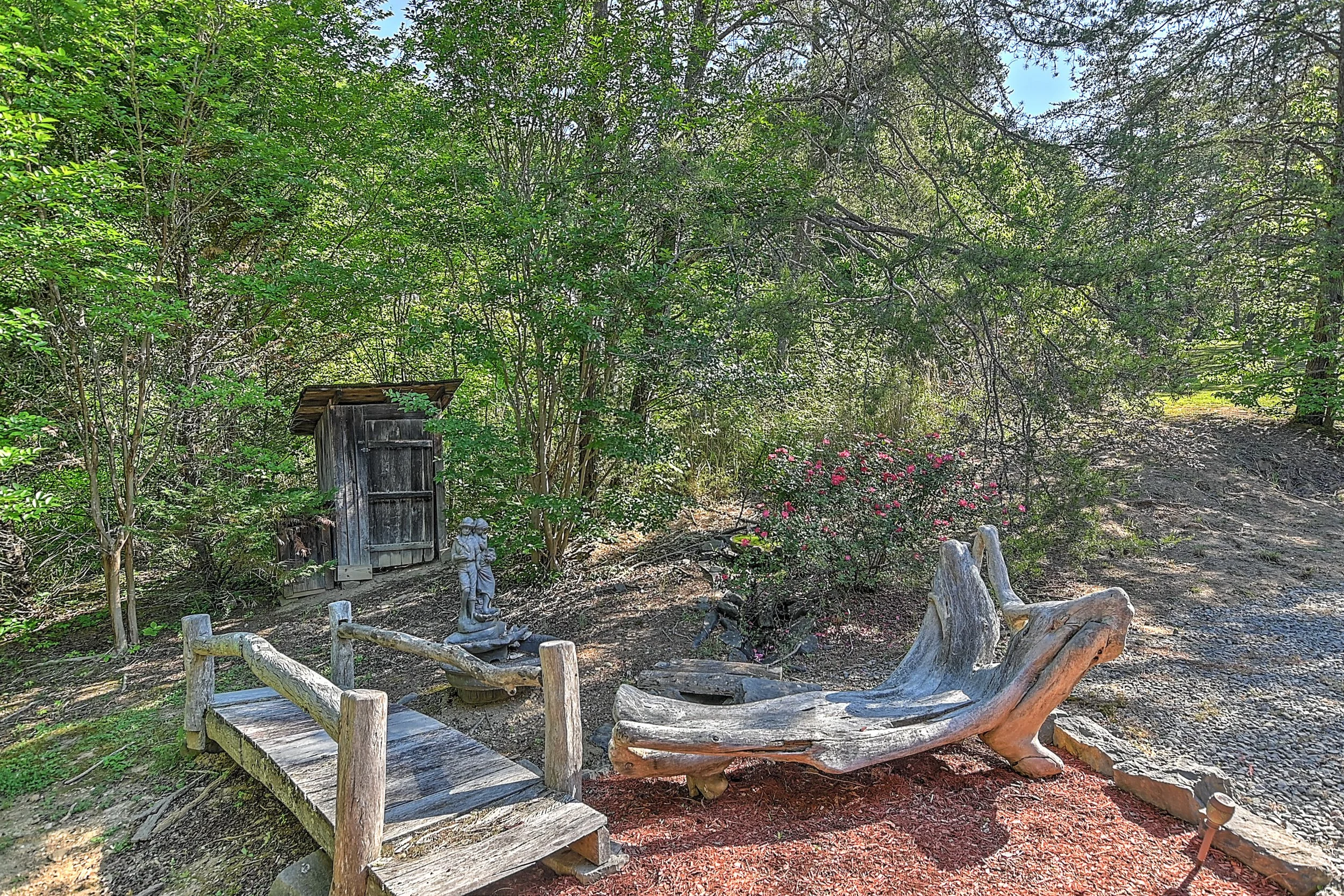 3388 Flower Gap Rd DS-43.jpg