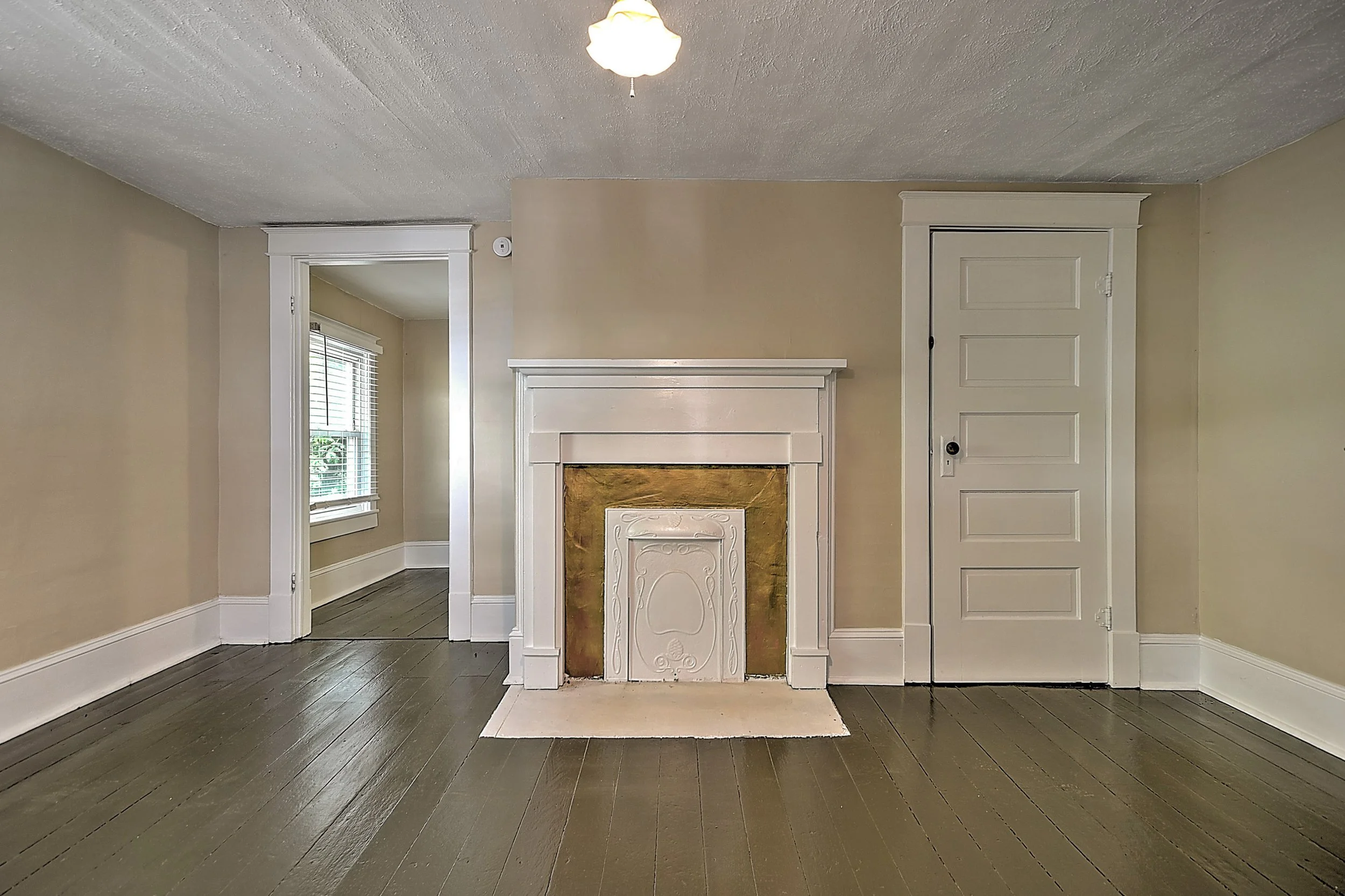 3449 TN-126 DS-35.jpg