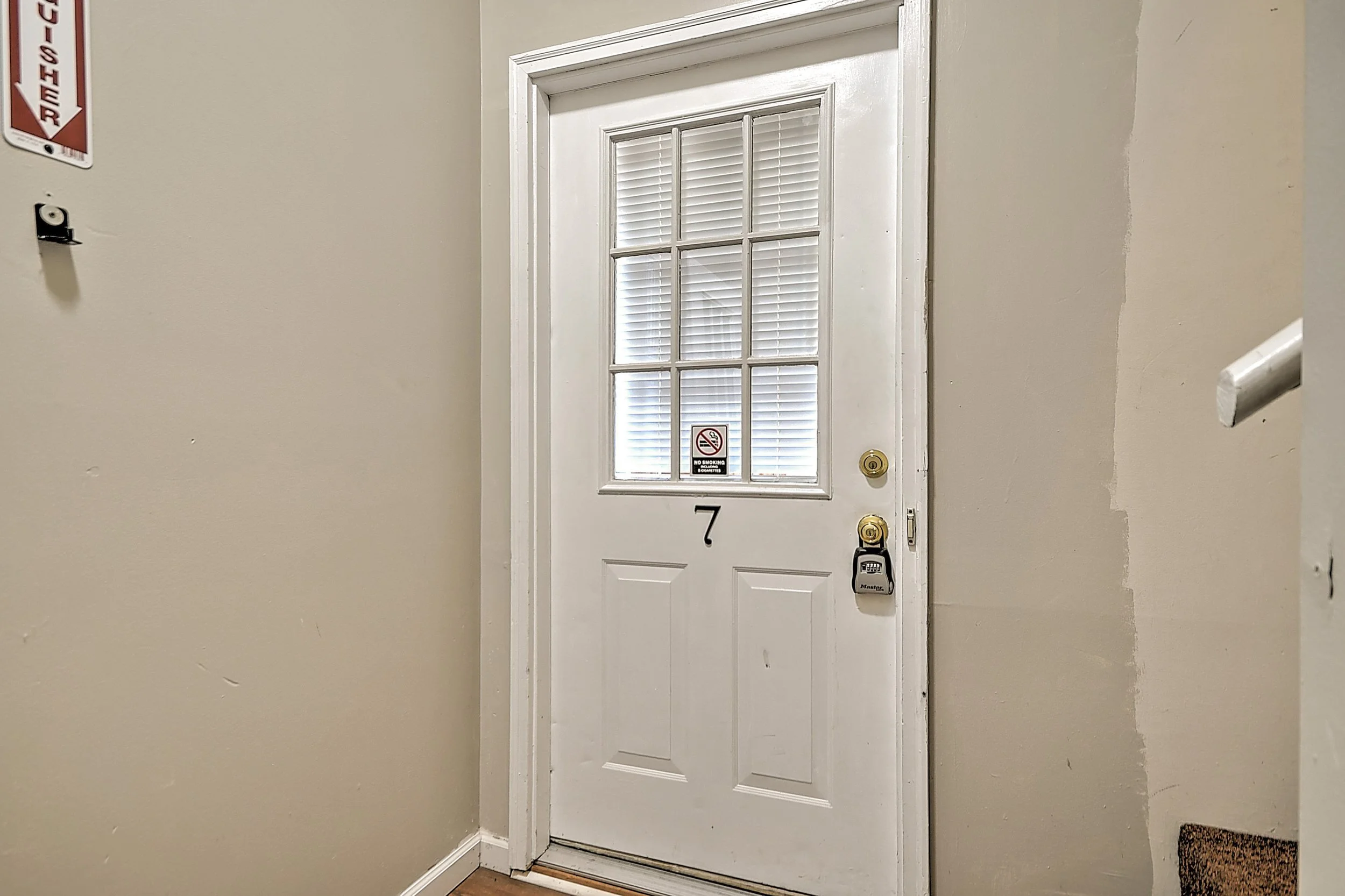 26-print-2000 Netherland Inn DS-11.jpg