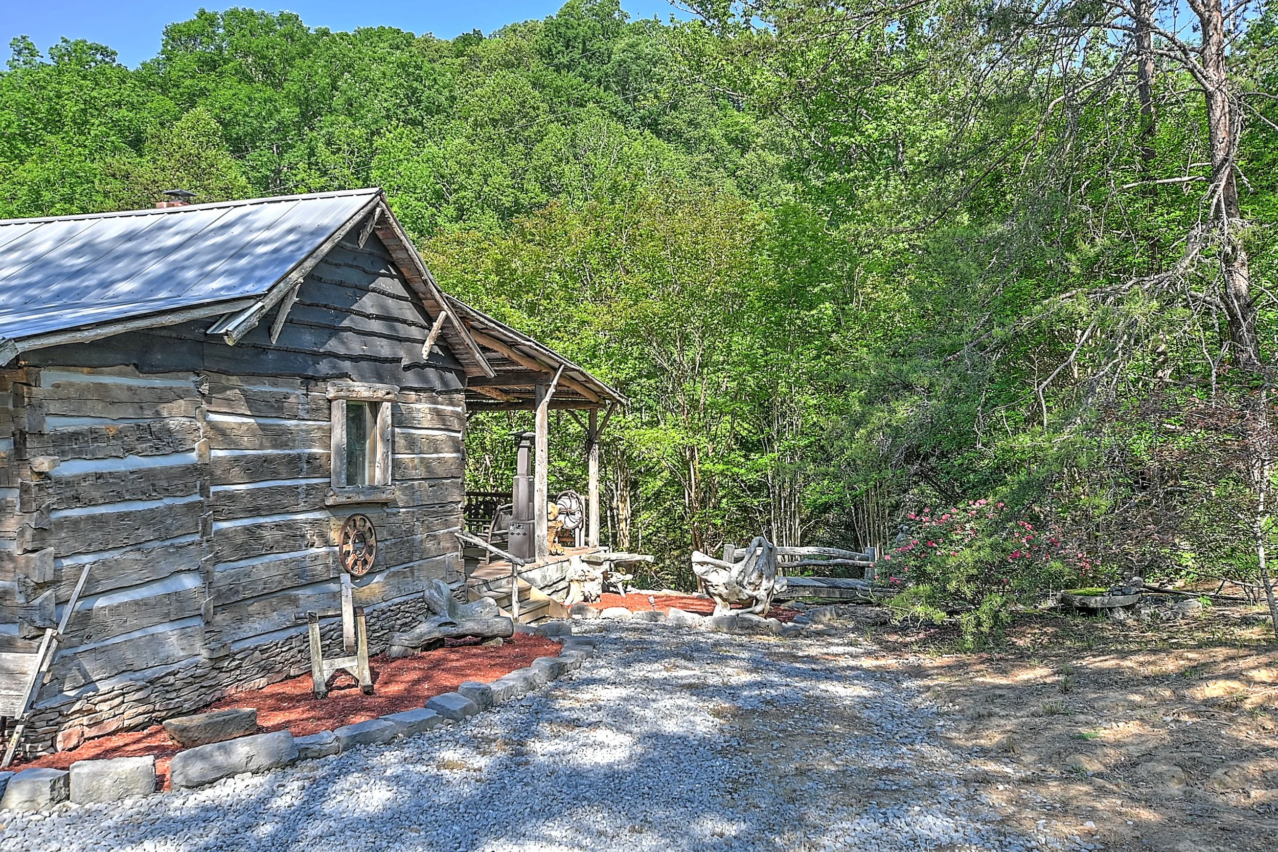 3388 Flower Gap Rd DS-31.jpg