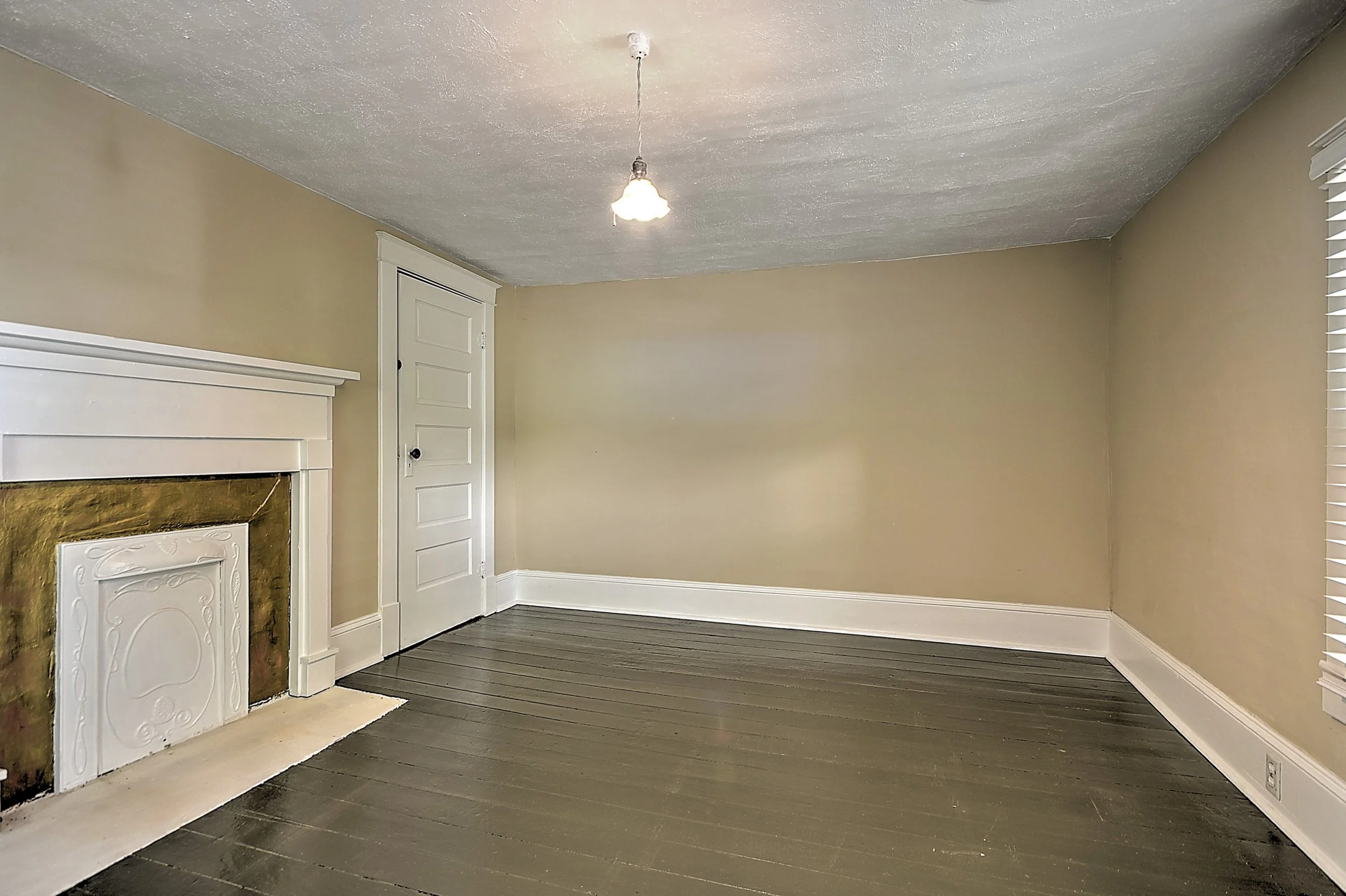 3449 TN-126 DS-33.jpg