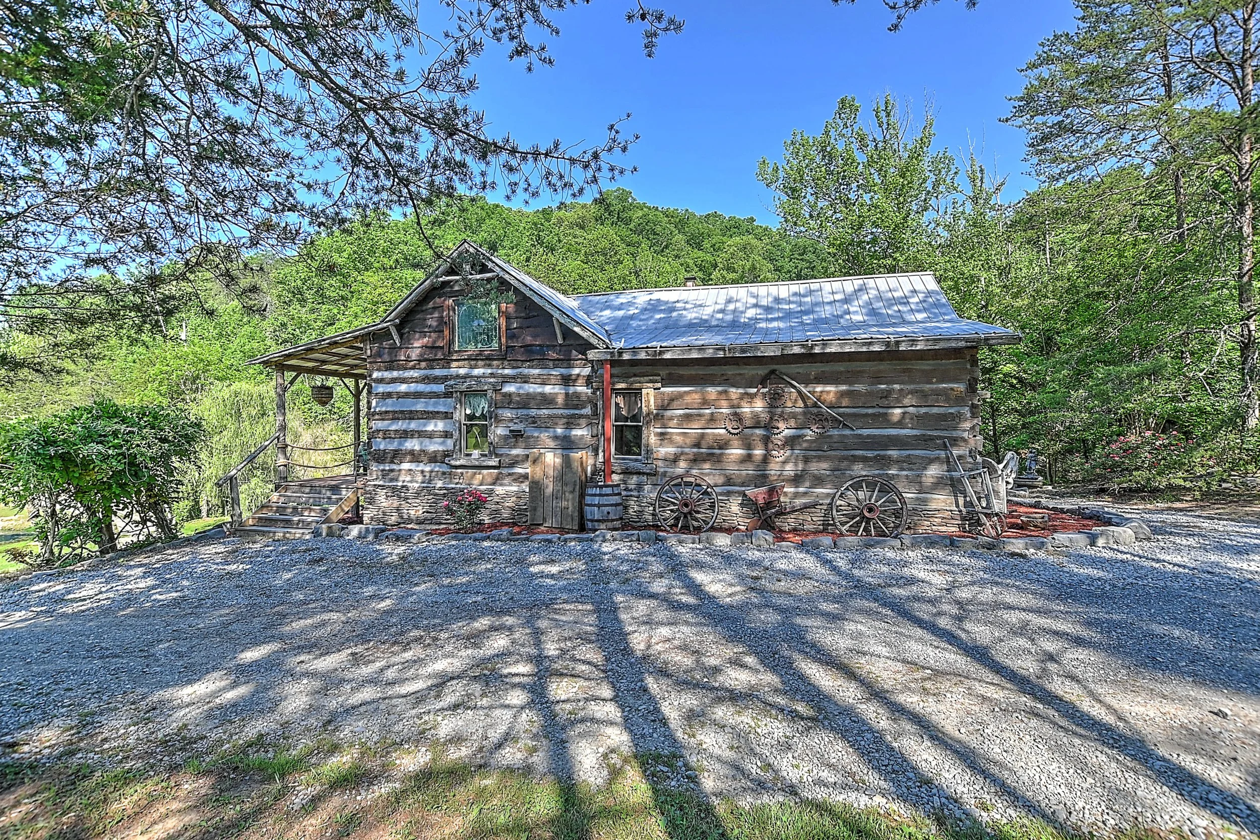 3388 Flower Gap Rd DS-33.jpg