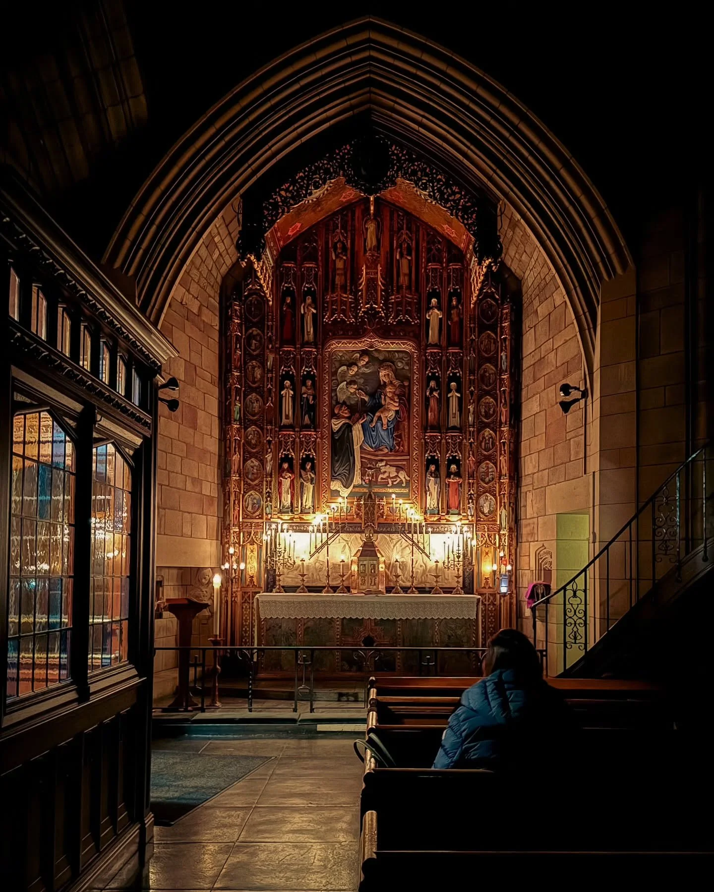 Misa de Gallo teaches us how to wait for the light. 

Join us at St. Vincent's during our Octave of Masses in honor of Our Lady of the Expectation from December 17-24 at 6 AM.

(Please enter through the mid-block doors on 66th Street)