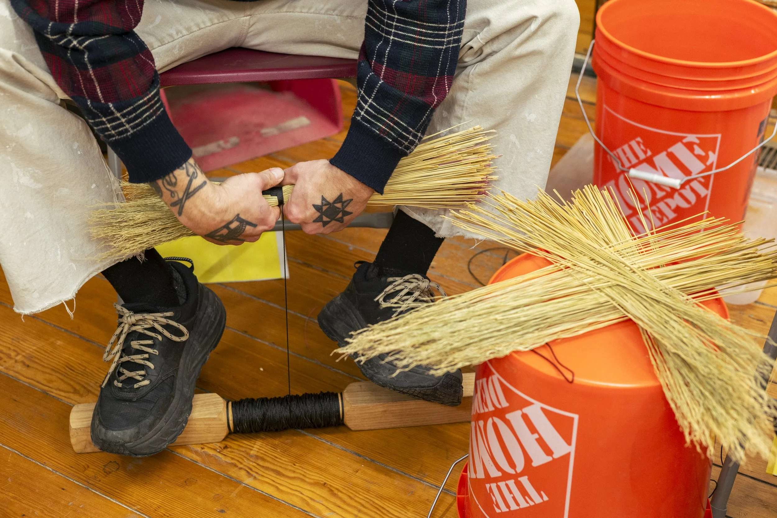 Hunter Elliott Broom Workshop-48.JPG