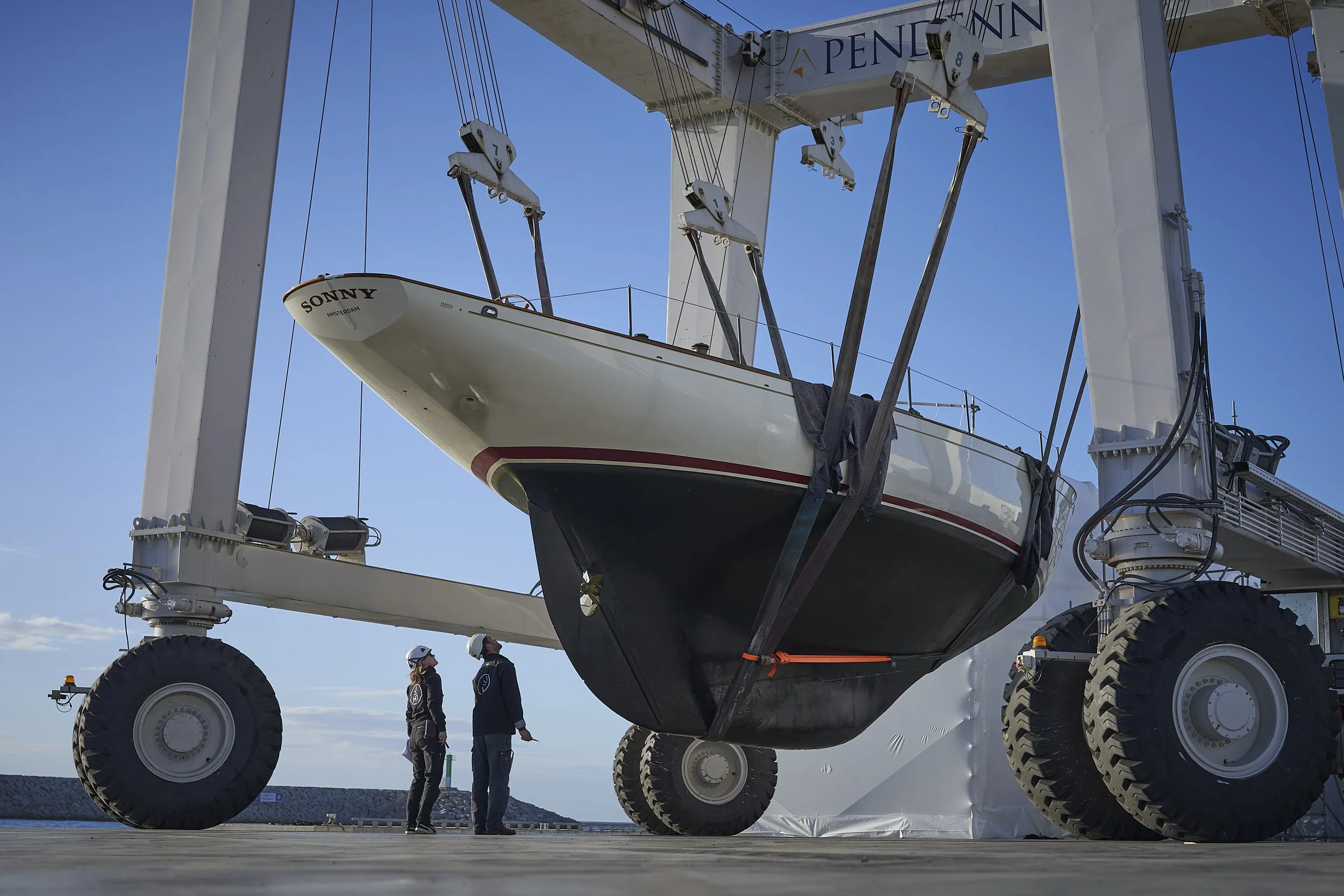 Dry Dock _ Lifting Sonny out for a season of work and maintenance.