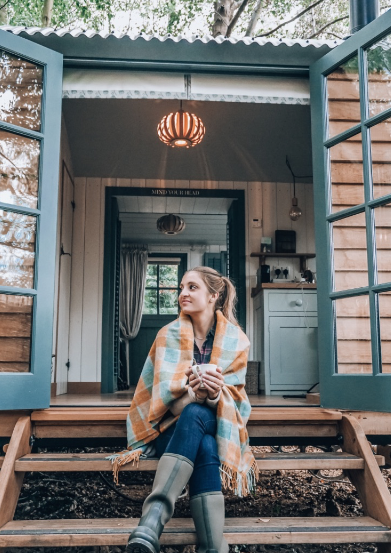 fish hotel hideaway hut cotswolds