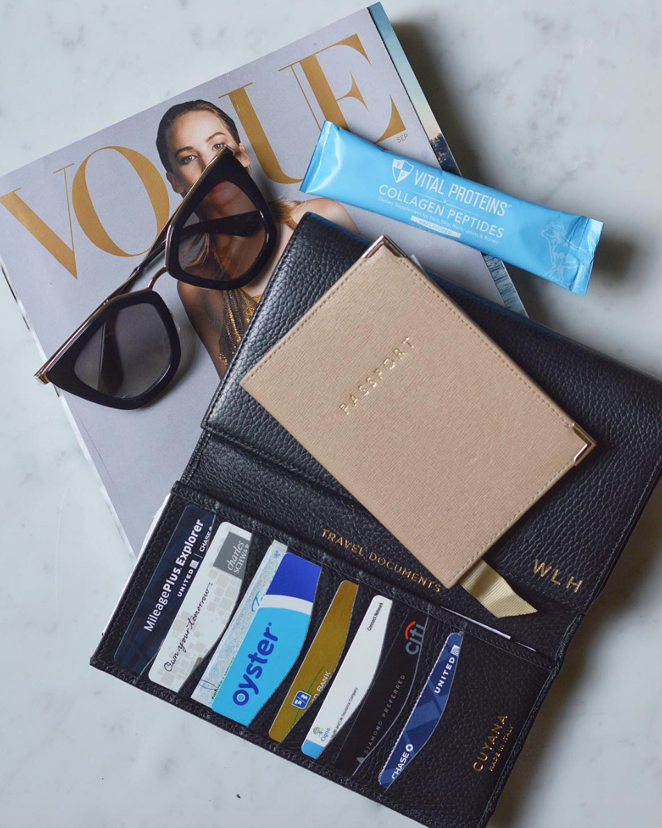 CUYANA TRAVEL WALLET