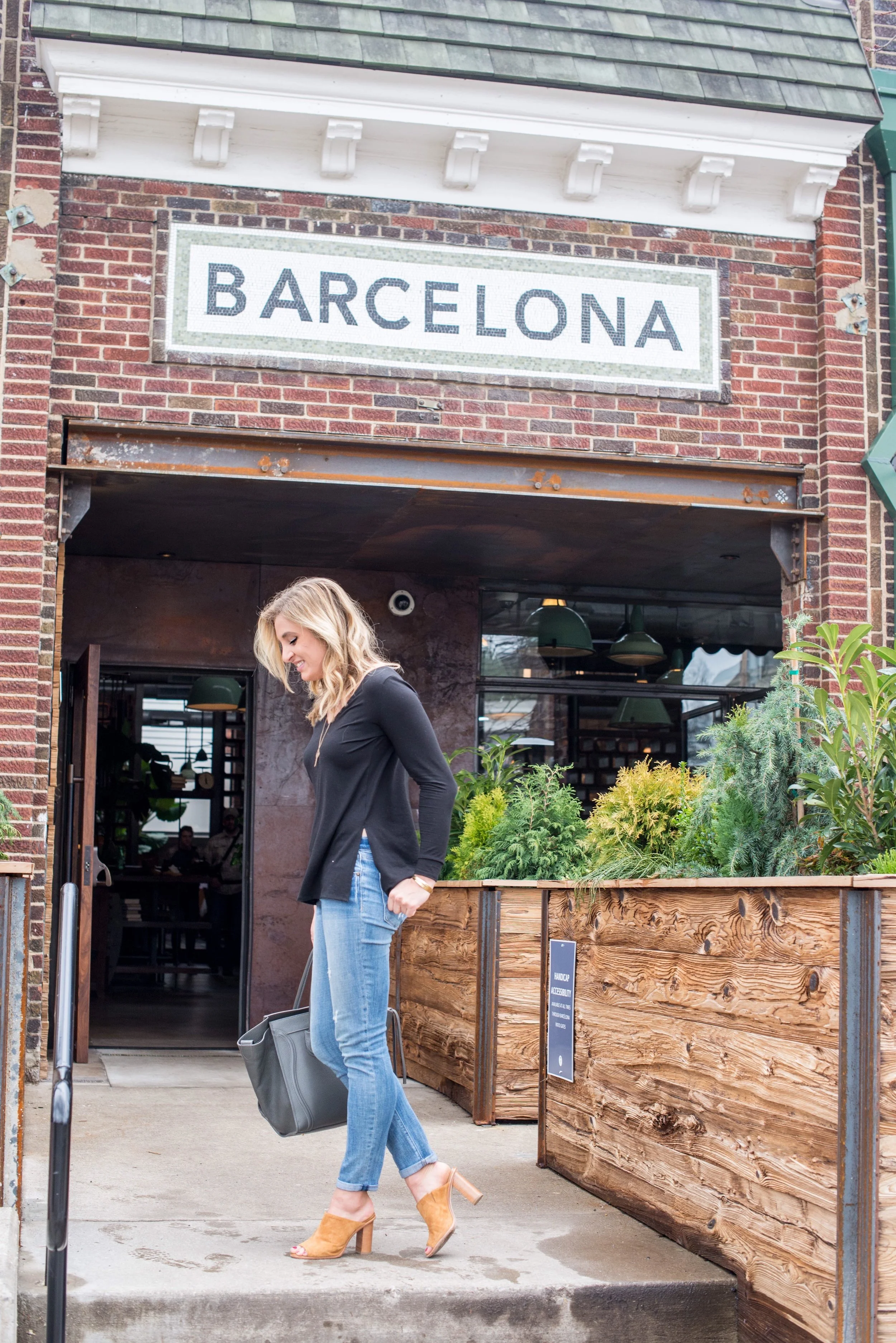 PHOTOS BY SARAH CATHERINE DESIGN | SHIRT C/O THREAD CO.