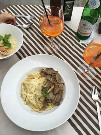 ristorante hosterietta lake como black truffle