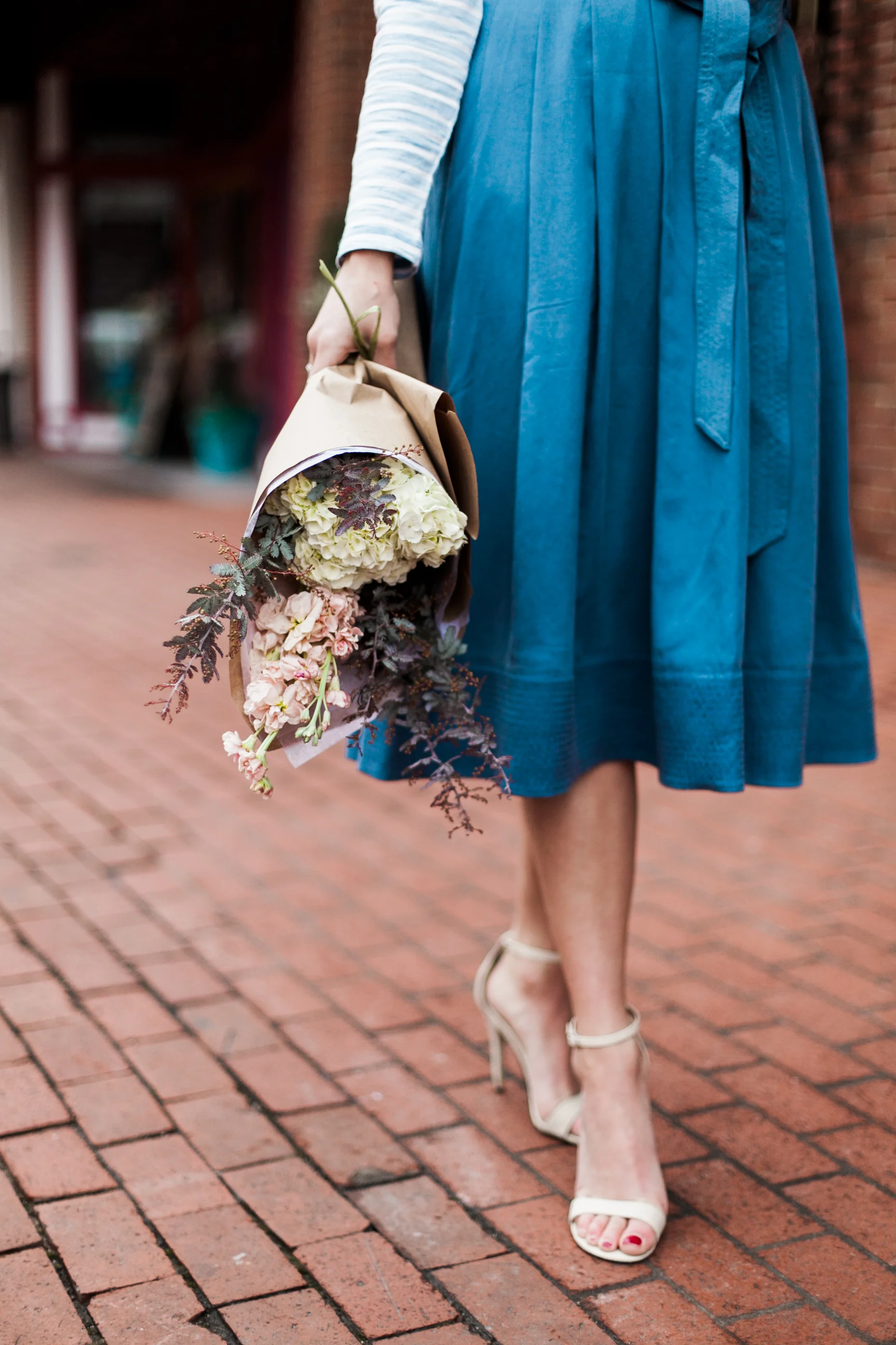 Outfit details: bit.ly/1T79ExV