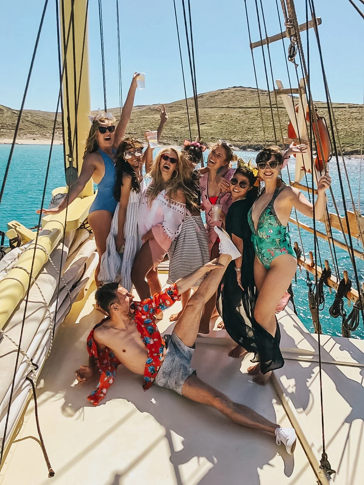 mykonos boat tour