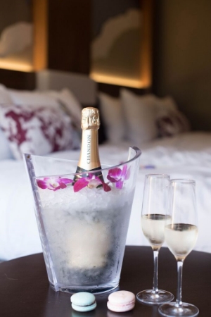 napa marriott champagne welcome