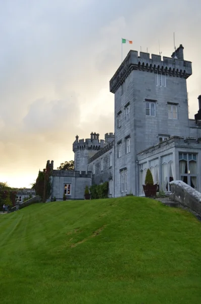 DROMOLAND CASTLE