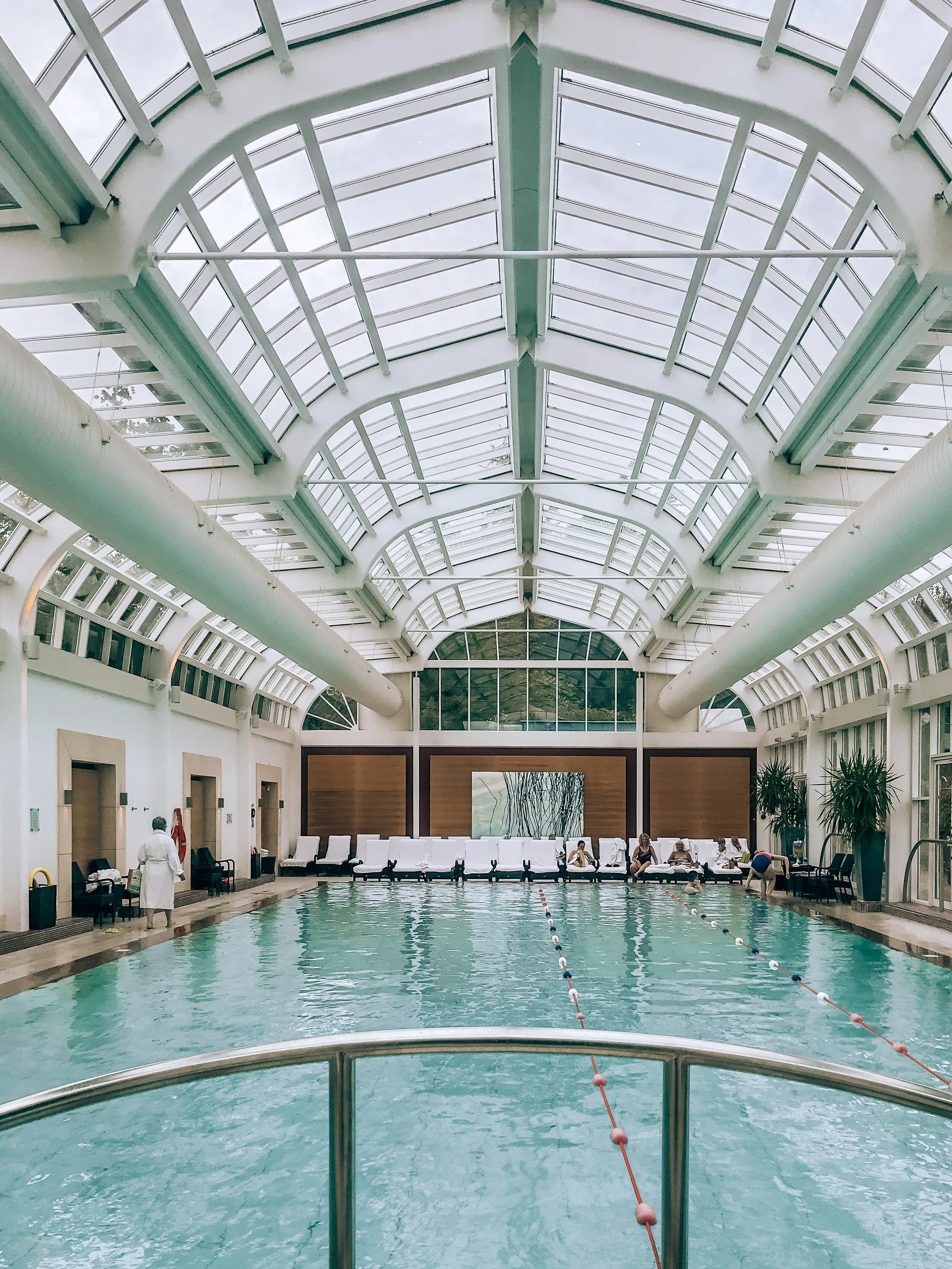 four seasons hampshire spa uk