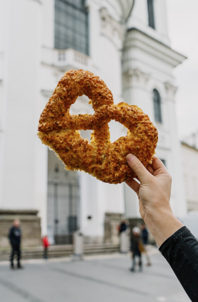 Mohn Brezen in Residenzplatz where the Salzburger Christkindlmarkt takes place every year.