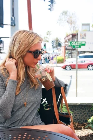 urth caffee laguna beach