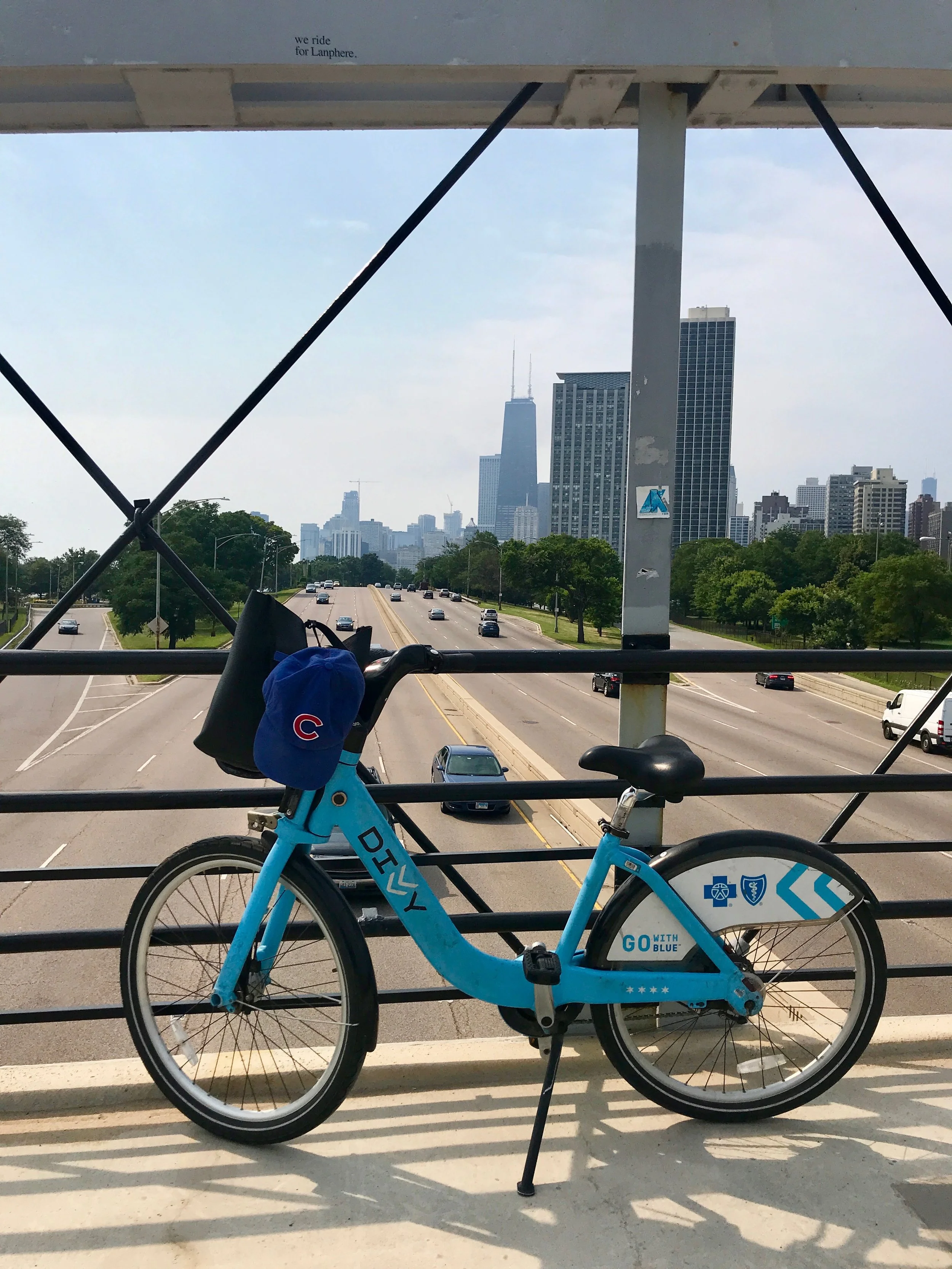 CHICAGO BIKING TRAIL