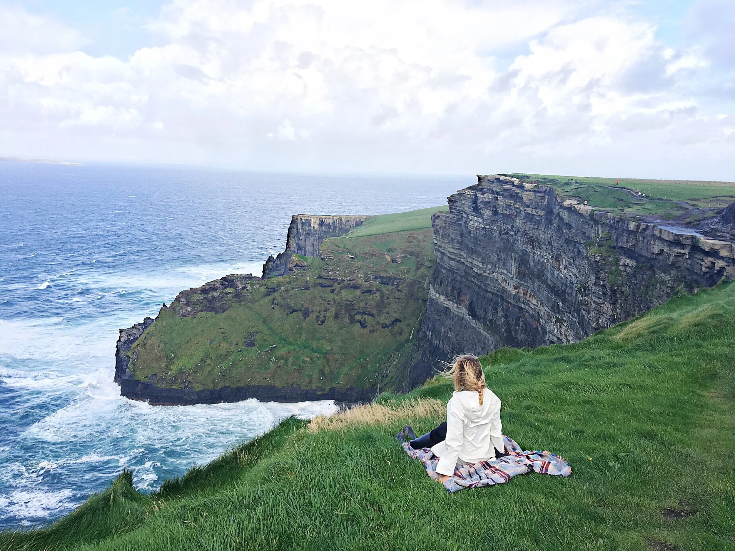 CLIFFS OF MOHER IRELAND