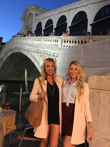 rialto bridge venice italy