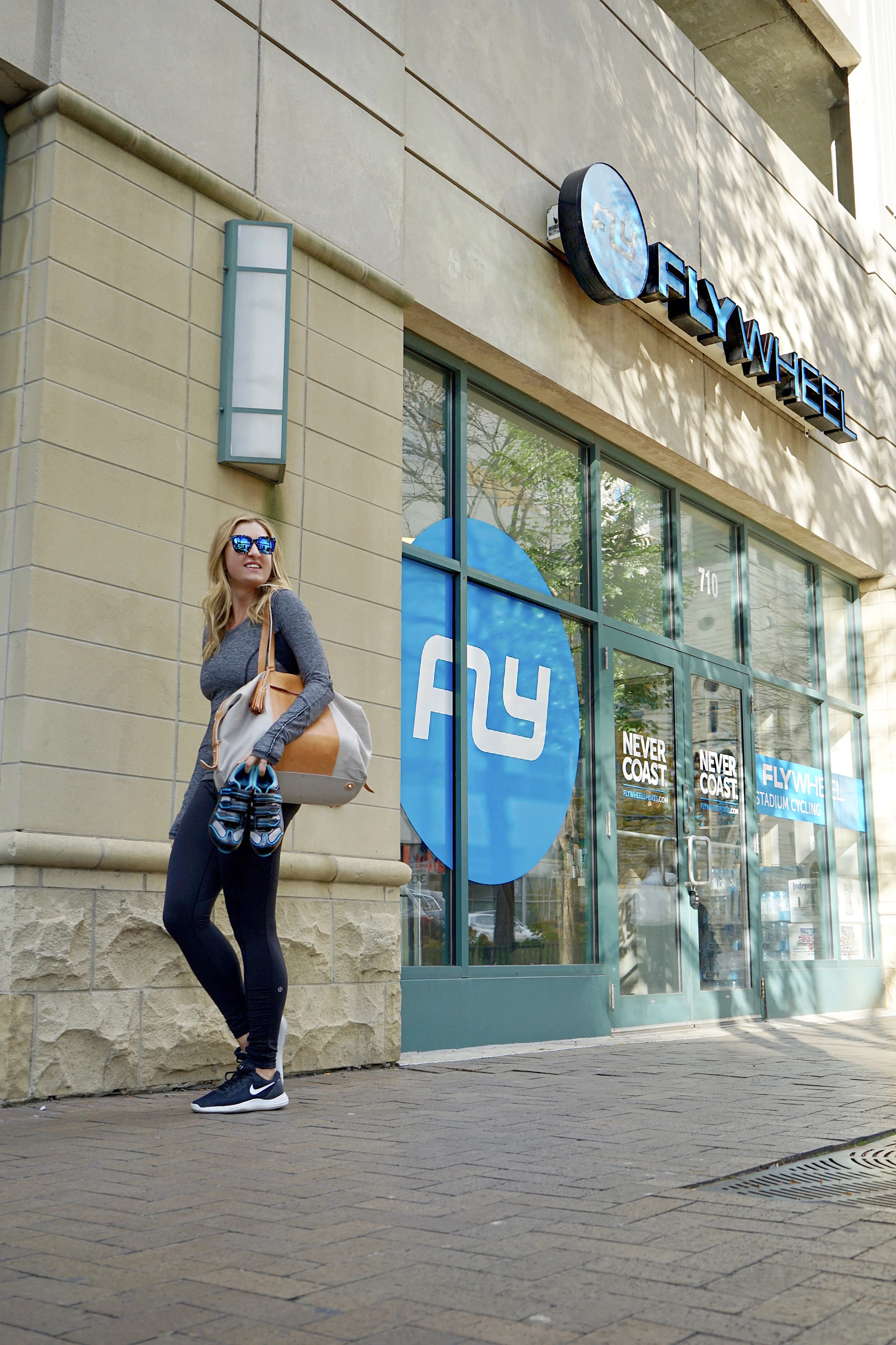 NIKE TRAINERS: NORDSTROM | SUNGLASSES: DIFF EYEWEAR | CARRY-ALL BAG: CUYANA