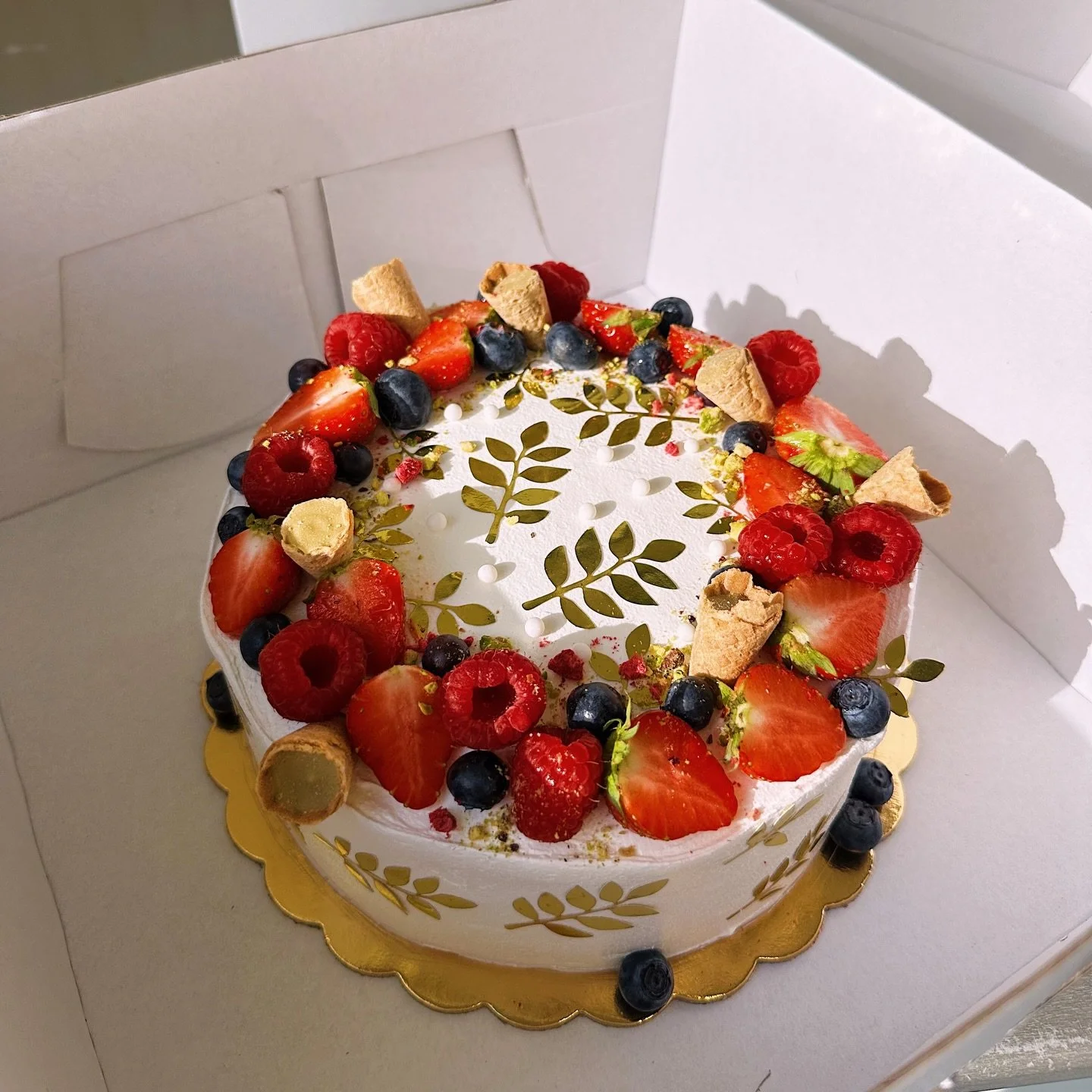 Jedna ovocn&aacute; klasika na kr&aacute;sne okr&uacute;hle jubileum ✨🎂💕