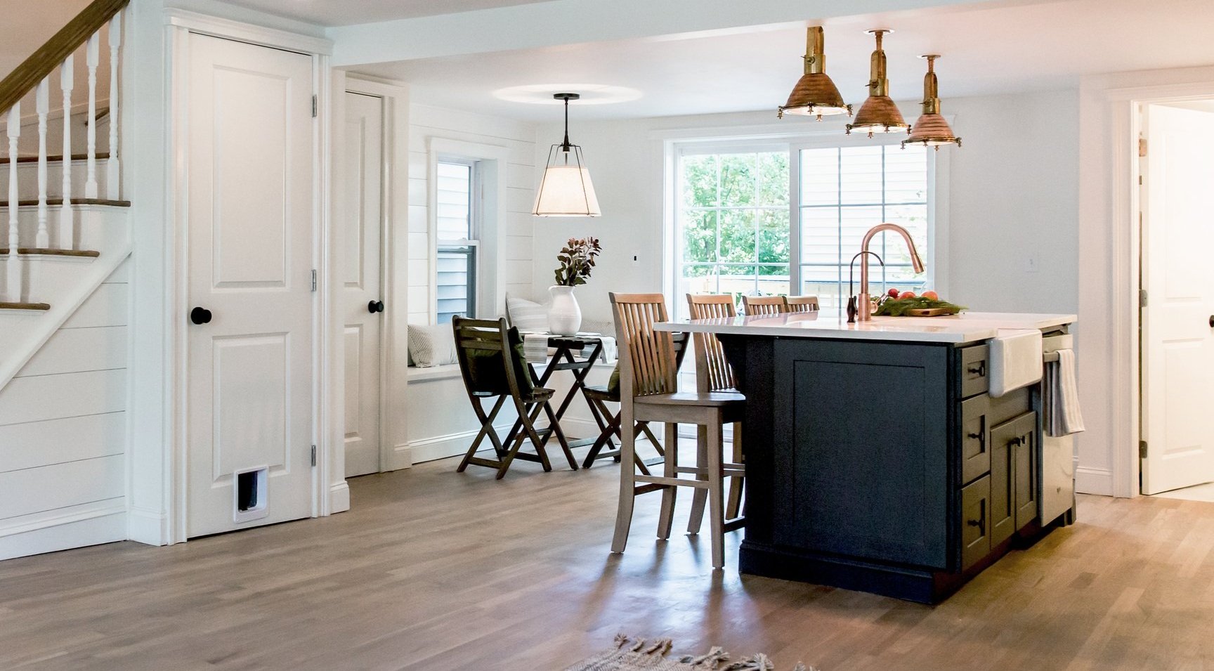 living room interior design
interior decorator near me
modern house interior
house interior