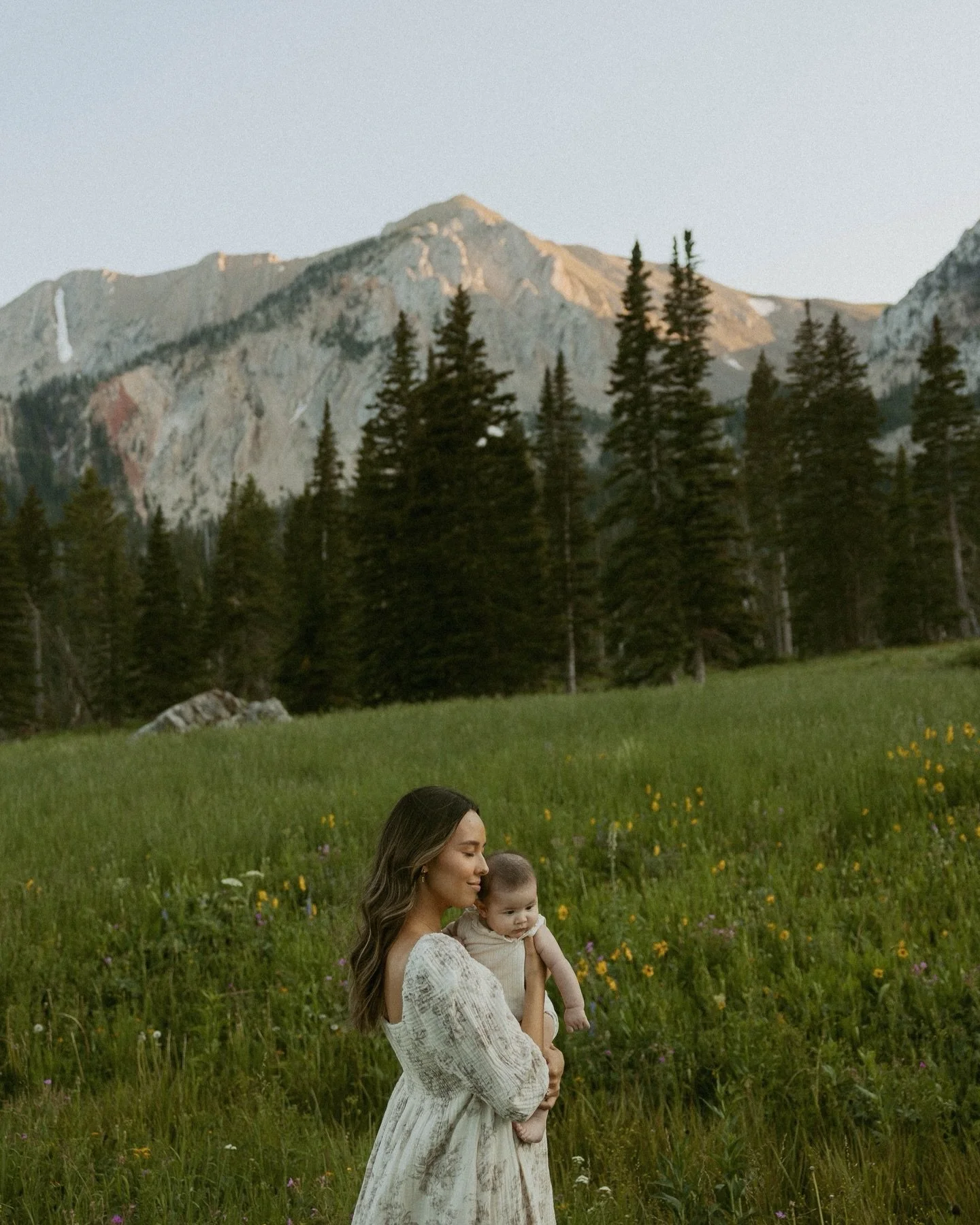 To my dearest 2025 clients, 

Thank you 🤍
For inviting me into your love stories, your vows, your quiet moments, and your celebrations.

Thank you for your trust, your kindness, and your endless support. Photographing your days is more than a job to