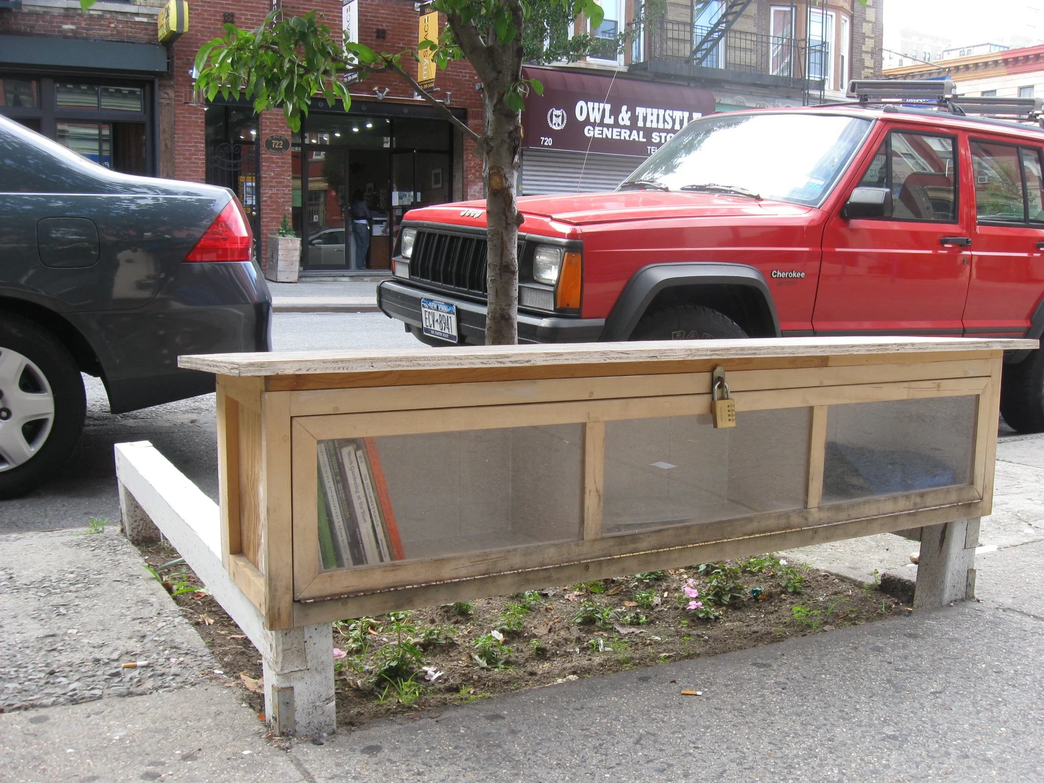 Community managed microlibraries