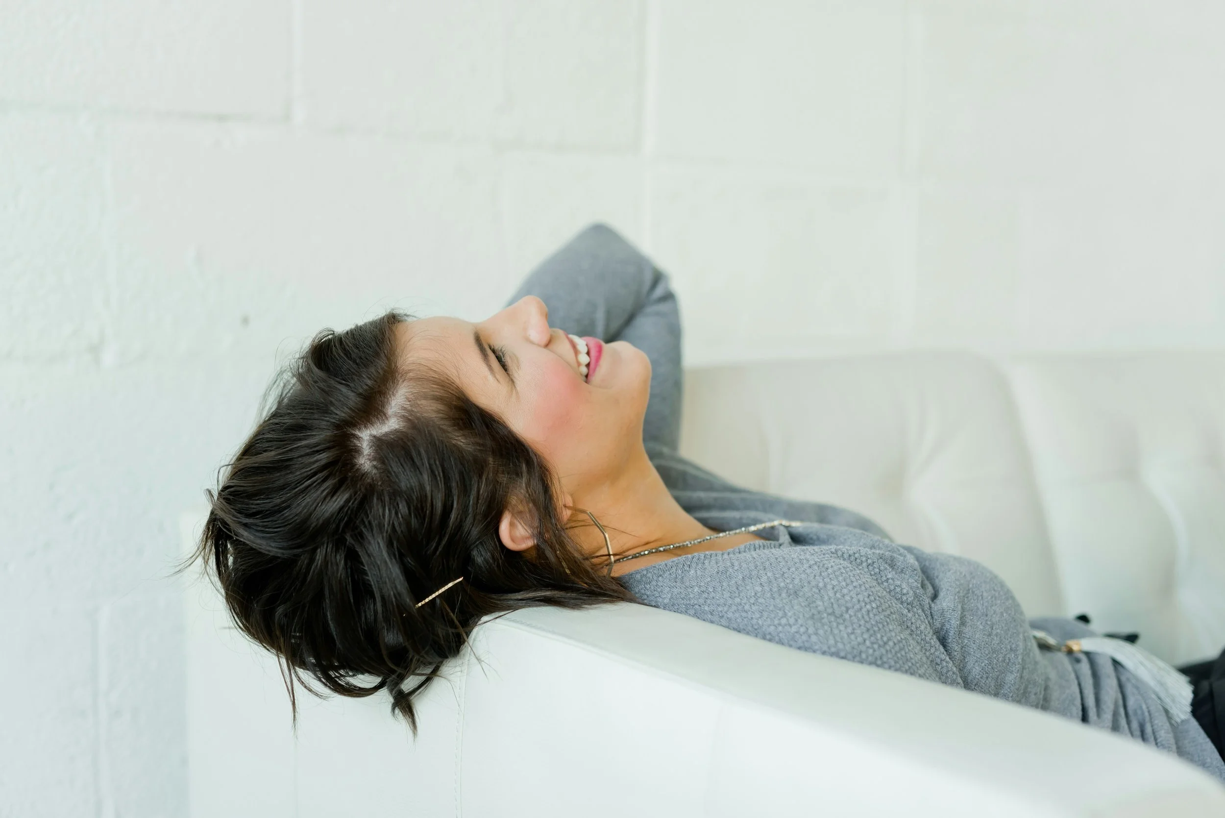 Signs of Eldest Daughter Burnout: Are You the "Strong One" Who's Actually Exhausted?