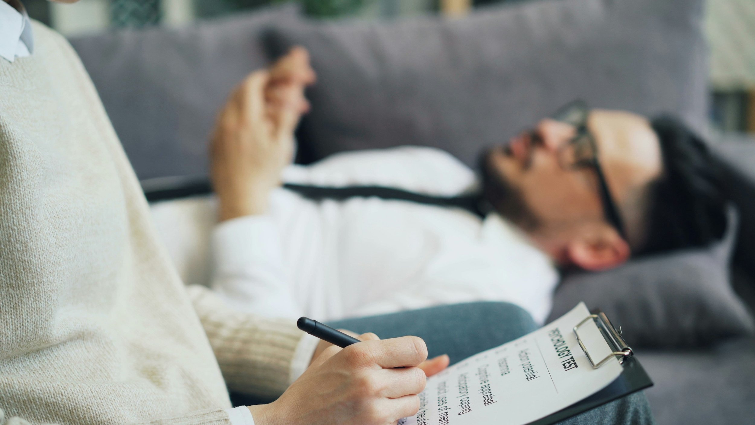 How to Break Generational Patterns Without Cutting Off Your Family Entirely