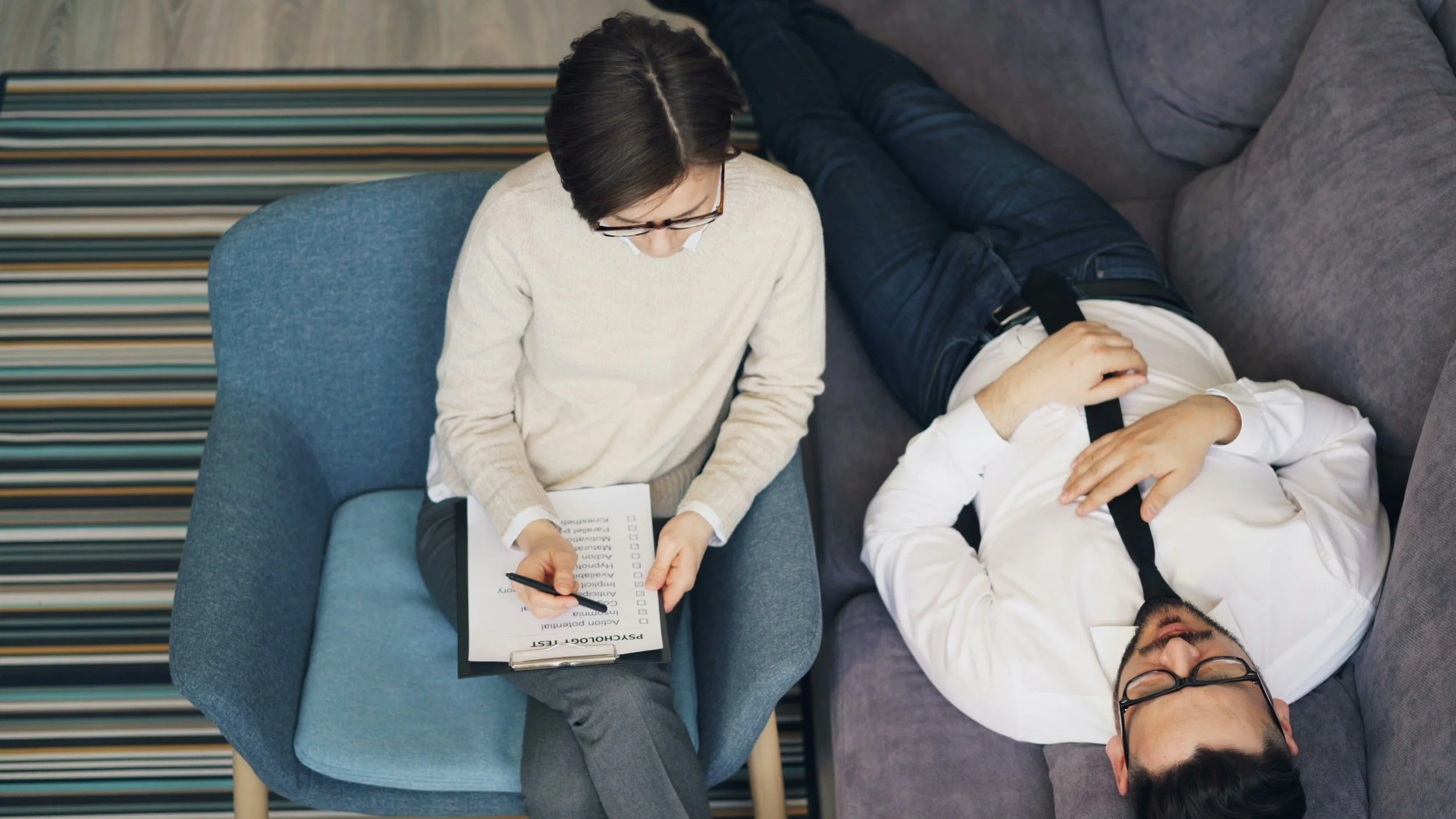 How an Infidelity Therapist Can Heal Your Relationship Wounds