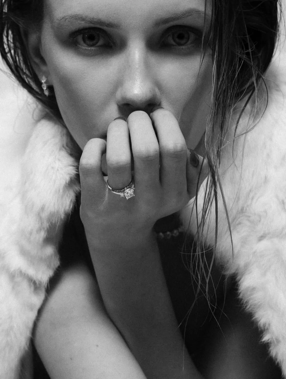 @yasaminataee for @lugarojewellers at the studio 💍 ✨

Model: @danicahendersonn @richardsmodels
Marketing Director: @vanessabardakjian
Styling: @mkkstyling
HMUA: @artistrybyksenia @rmartists
Nails: @jutthddi
Photographer and Production: @yasaminataee