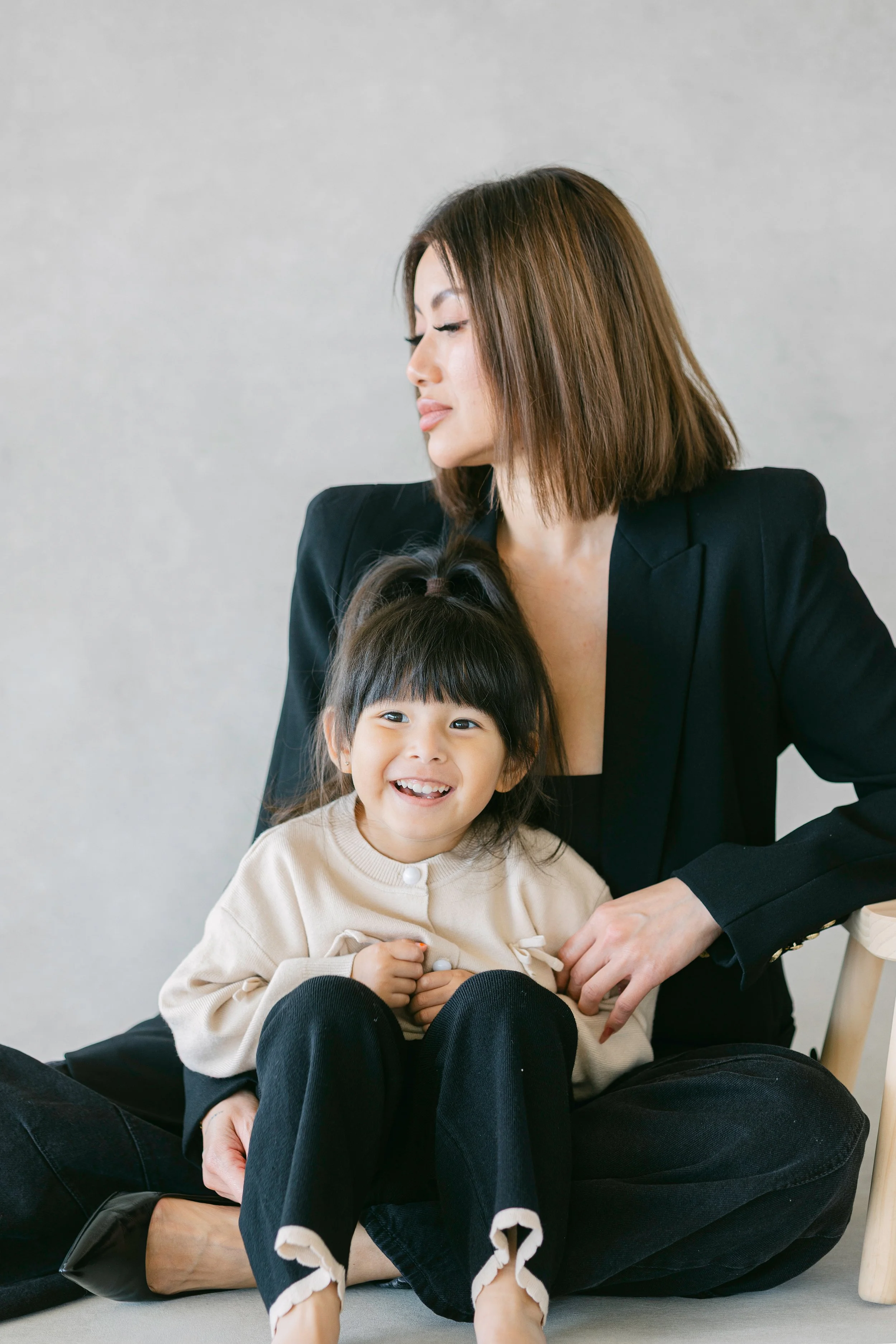 Warm emotional moment between mother and baby captured in Houston