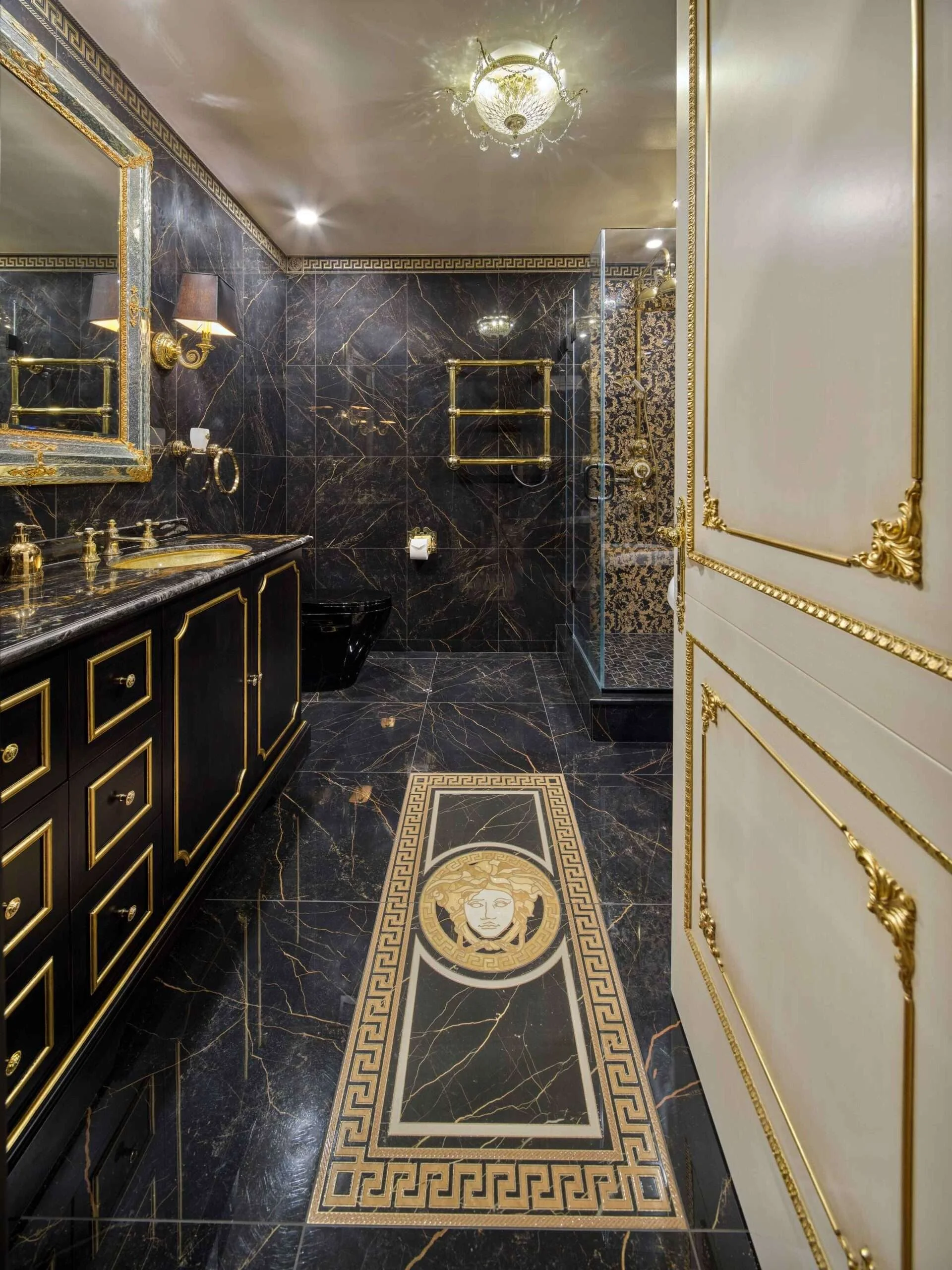 Bathroom 2.jpg
