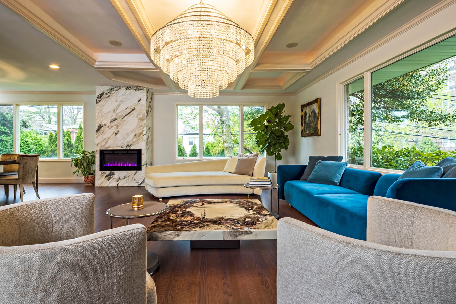 Living room 5.jpg