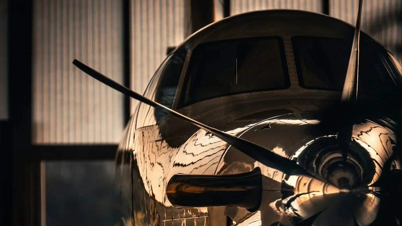 Real insight. Honest numbers. Aviation that works for you.