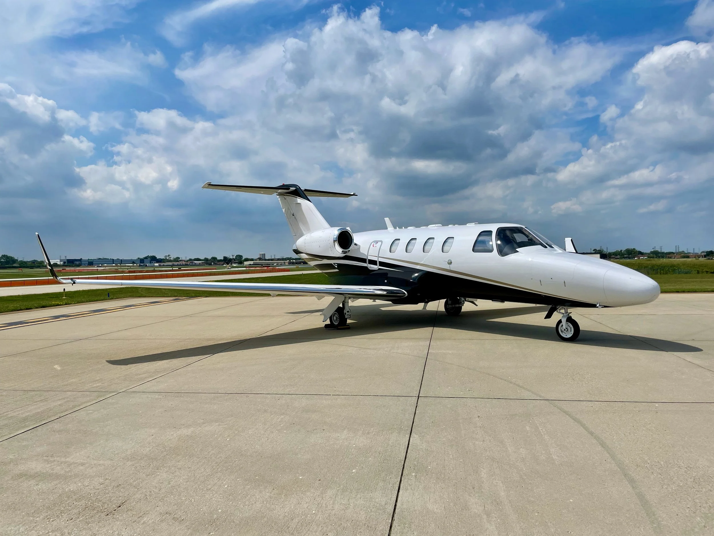 Citation CJ1+ on the airport ramp