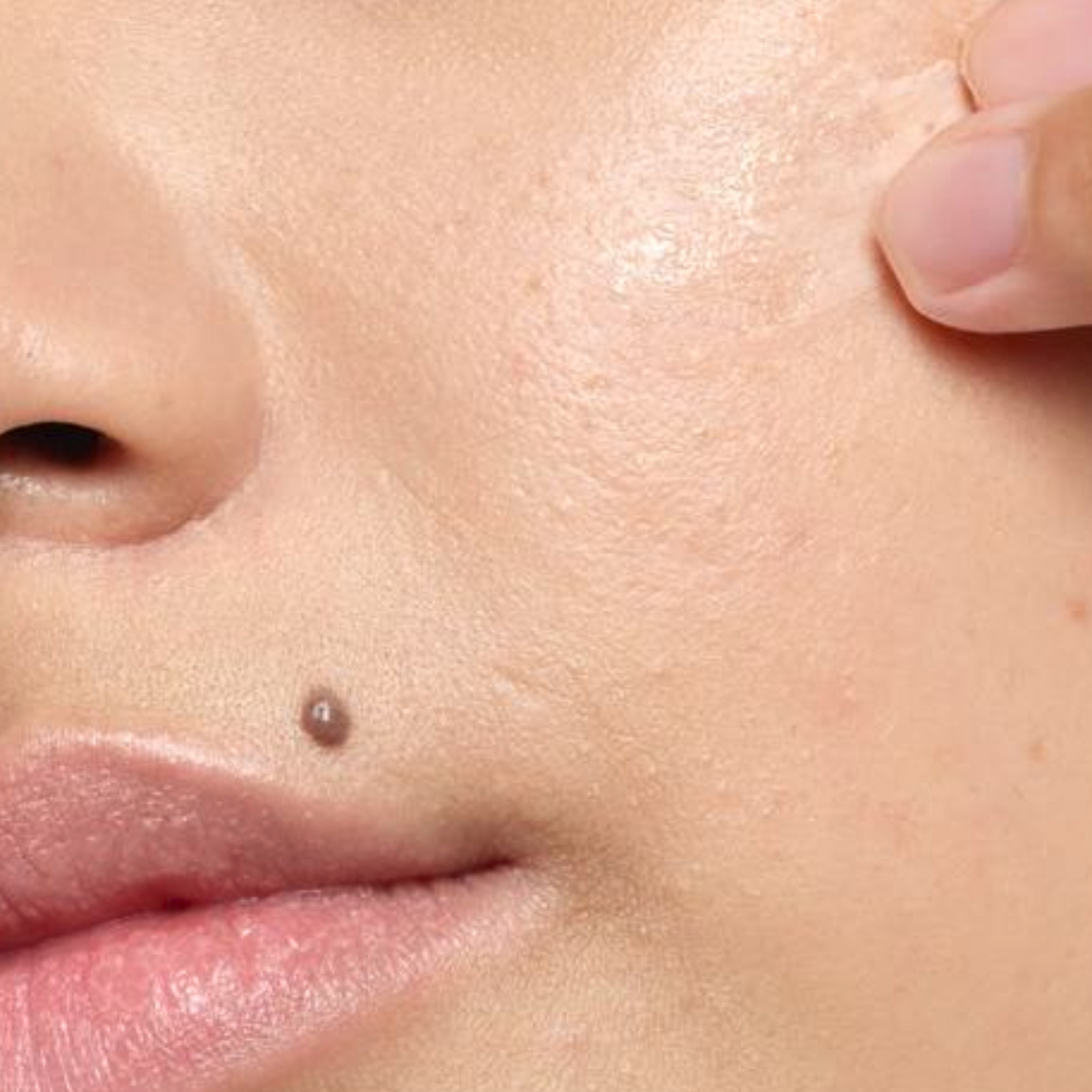 Building a global content and CRM ecosystem across The Ordinary and NIOD.