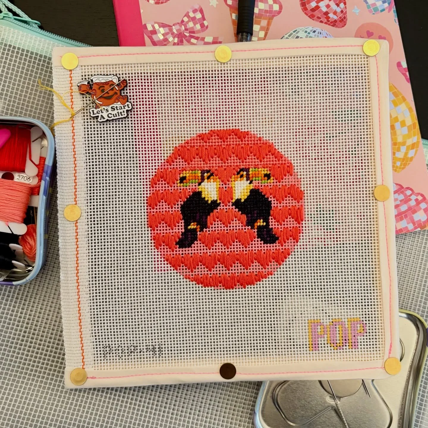 The world horrifying. So, it&rsquo;s crafting, caring for family and friends and neighbors, holding on to rage and love and hope, and just figuring things out as we go. Thank you @popneedlearts for a beautiful distraction and also for being someone w